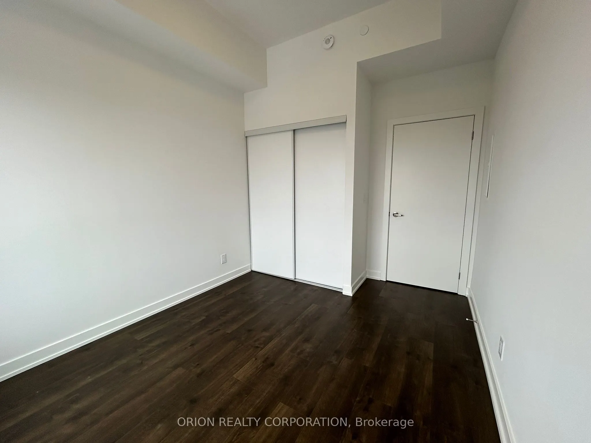 56 Lakeside Terrace, #1103