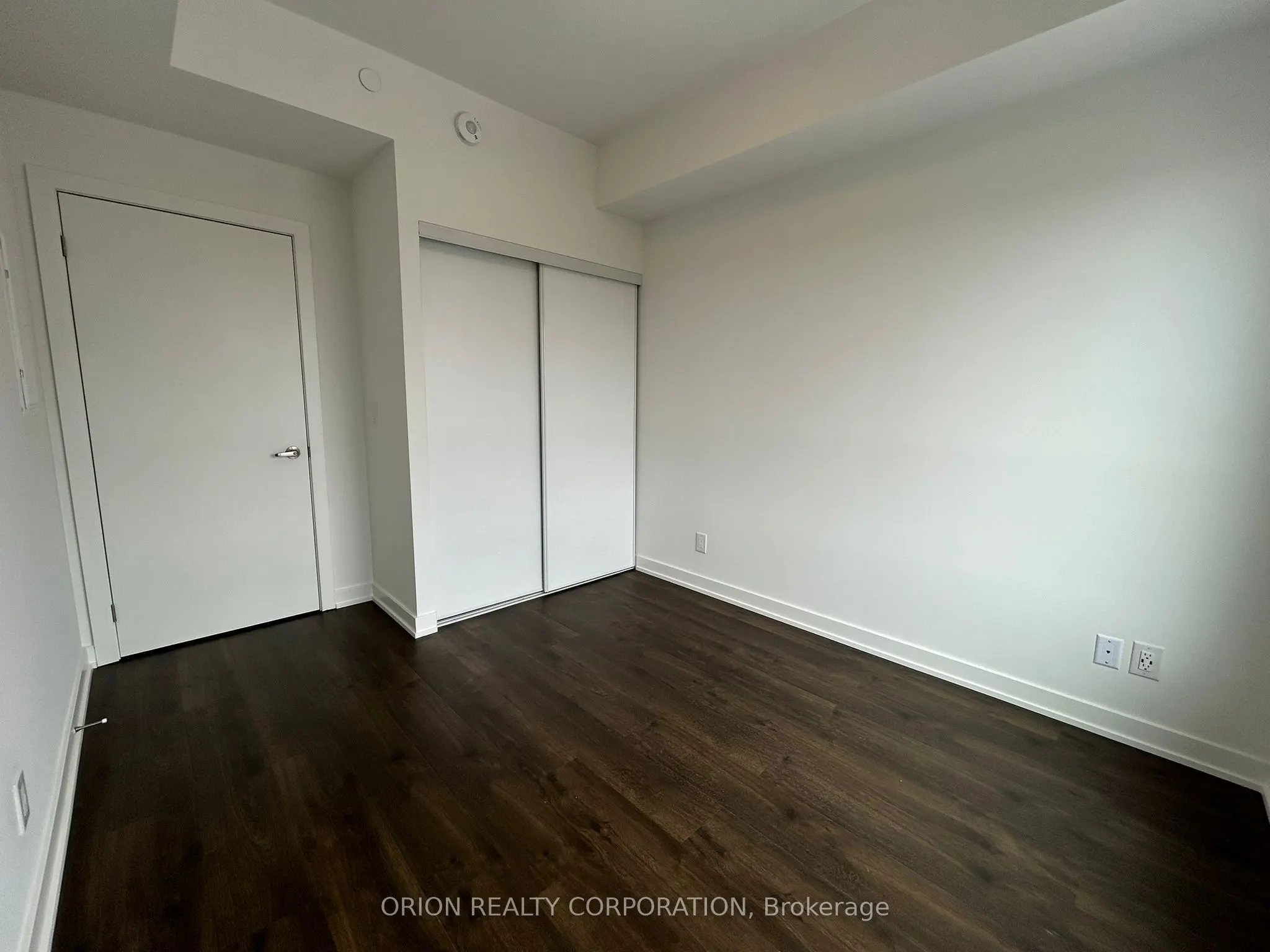 56 Lakeside Terrace, #1103