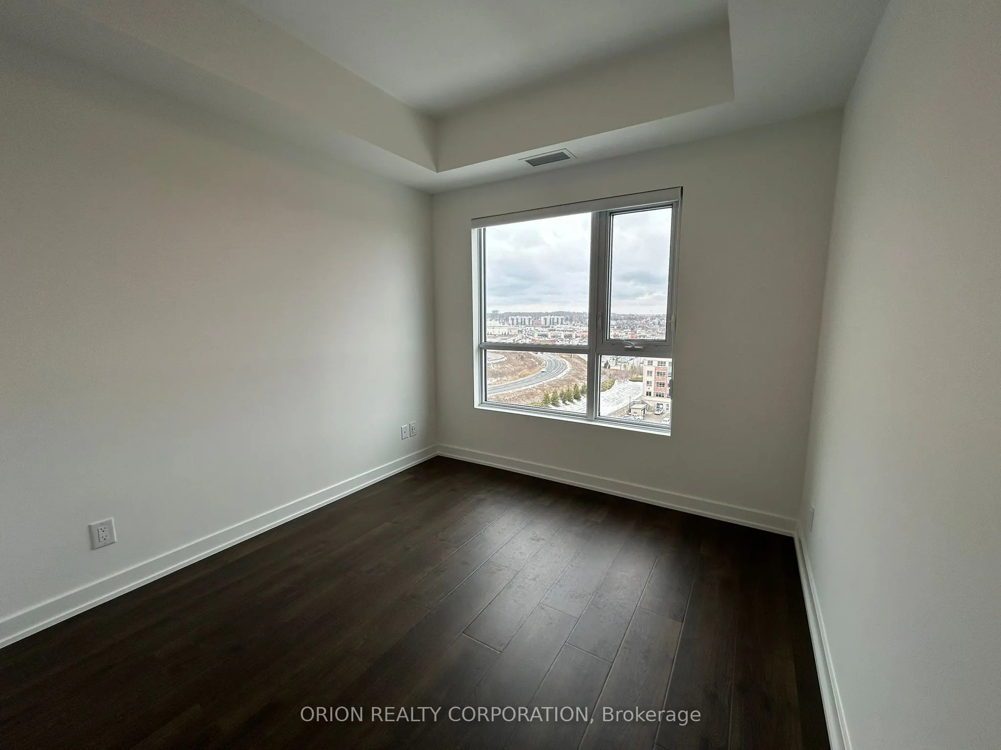 56 Lakeside Terrace, #1103