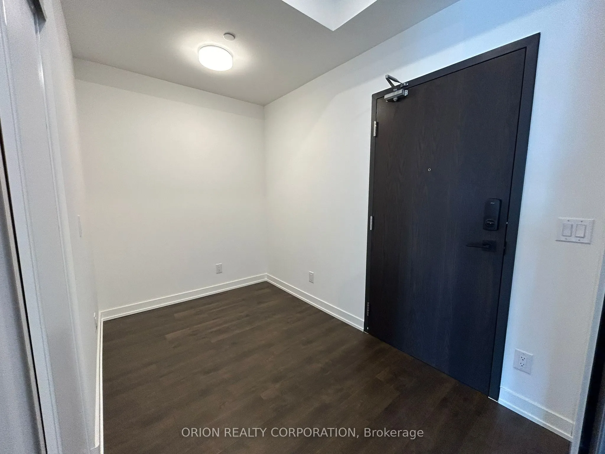 56 Lakeside Terrace, #1103