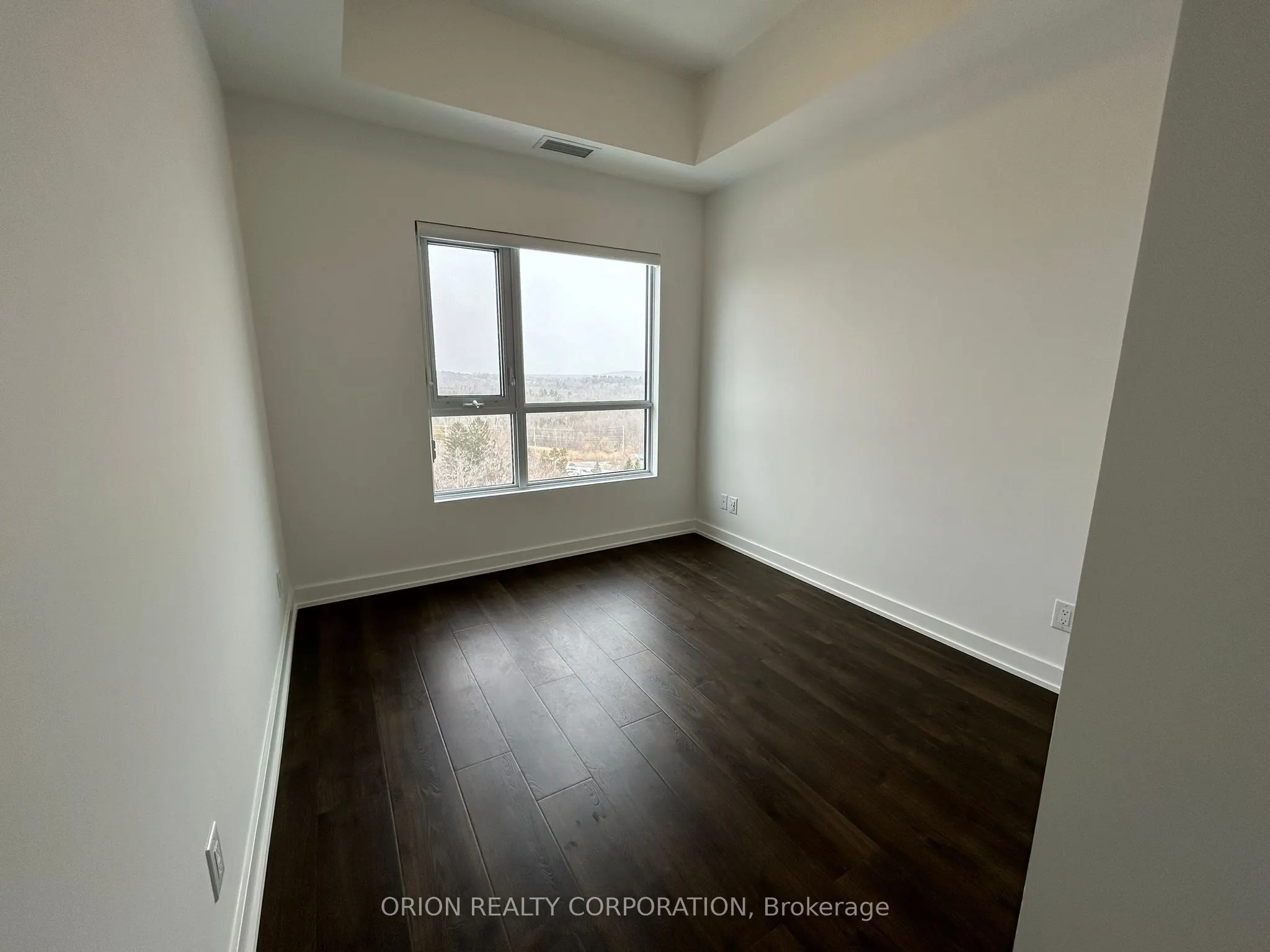 56 Lakeside Terrace, #1103