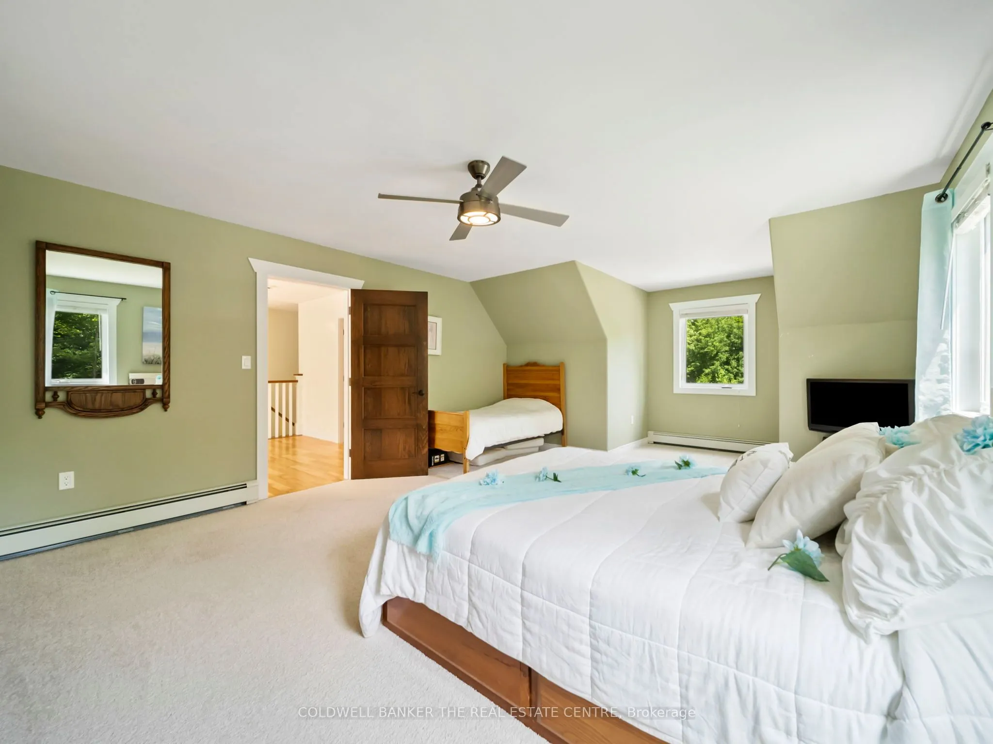 2955 Pinecone Trail