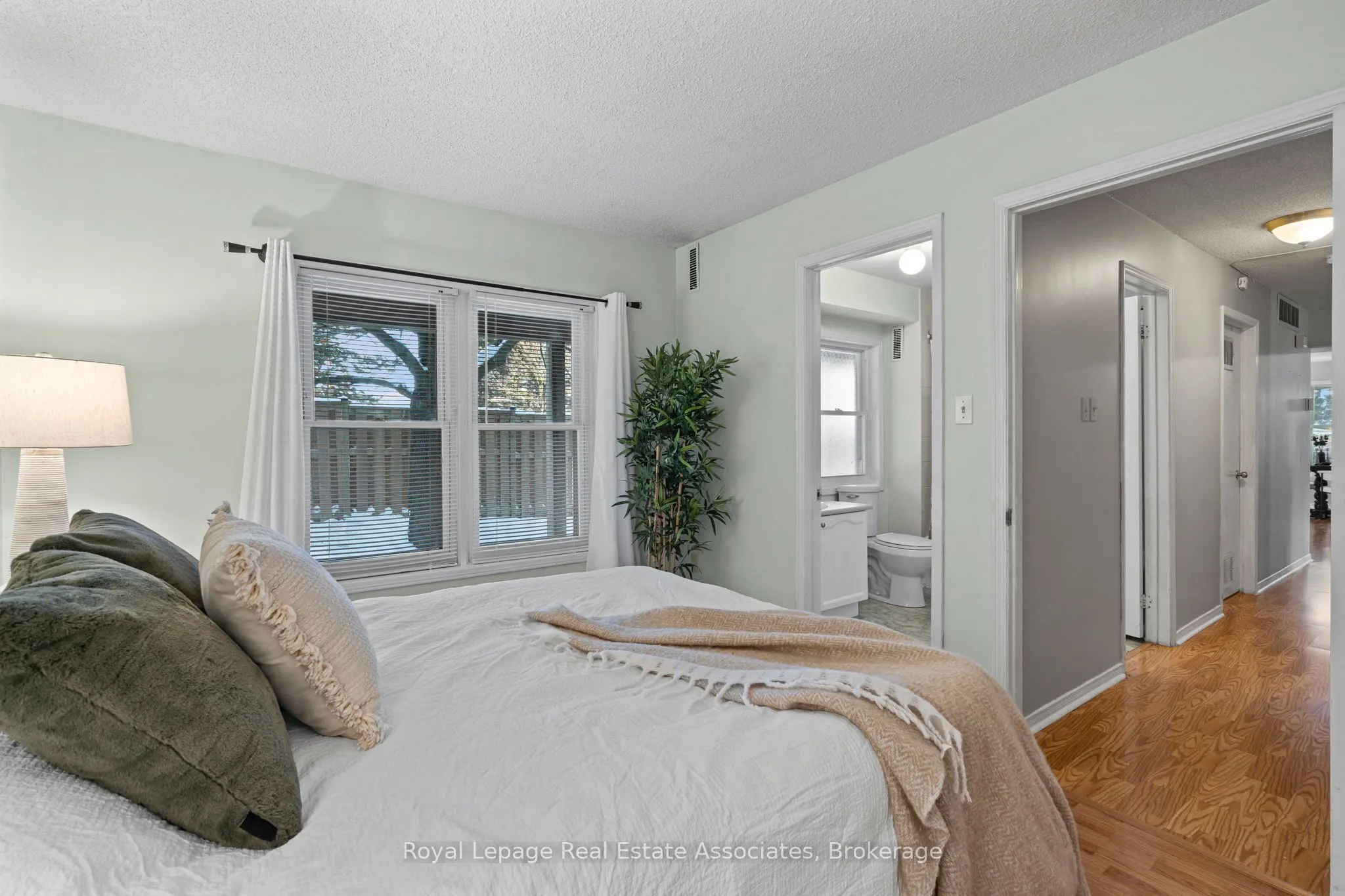 119 D'ambrosio Drive, #2