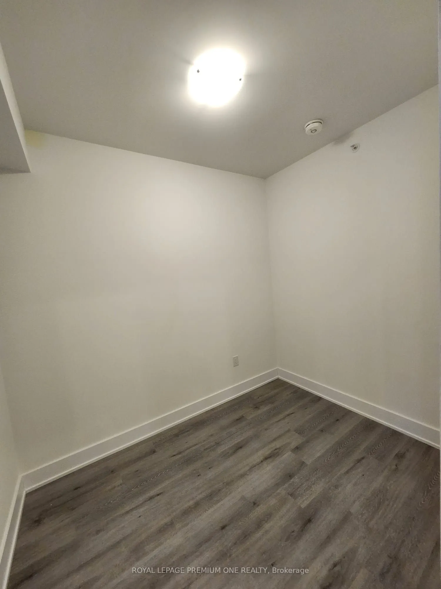 1 Chef Lane, #208