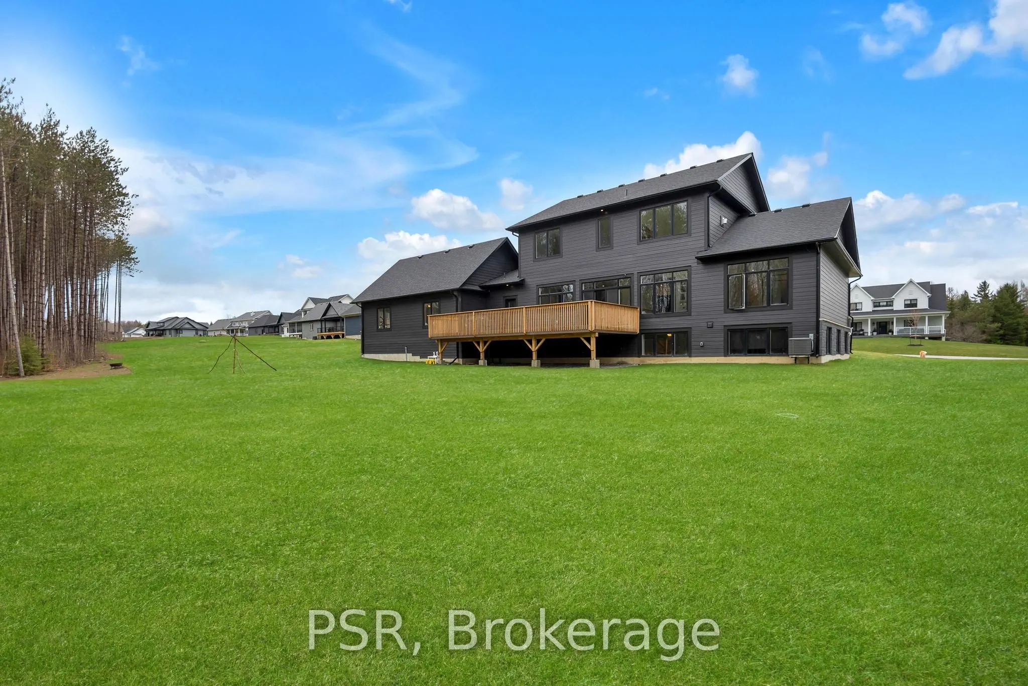72 Georgian Grande Drive