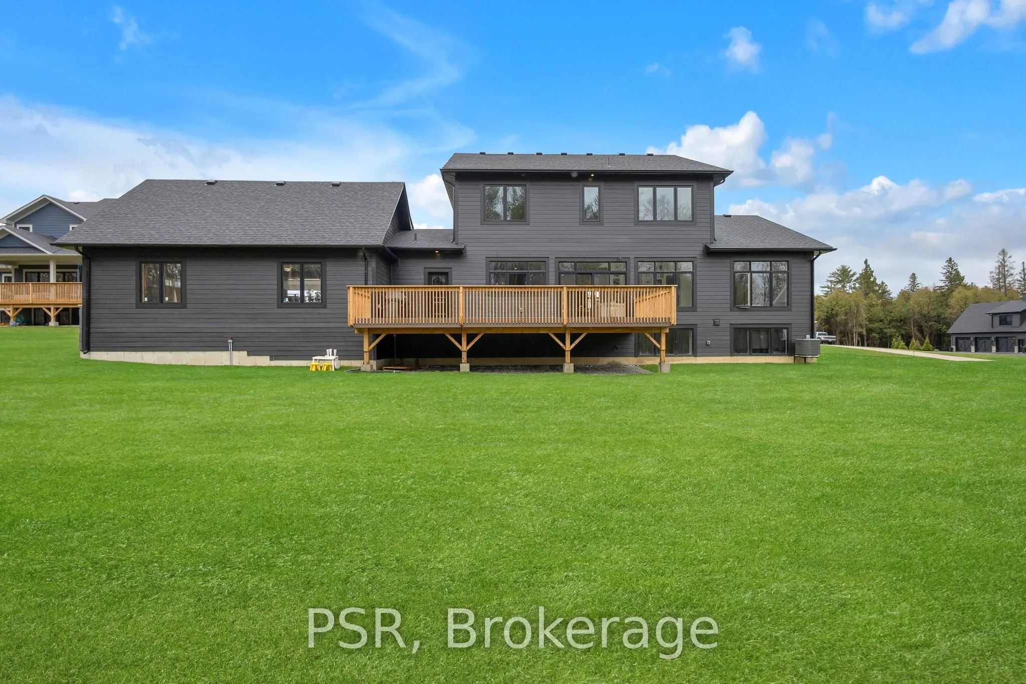 72 Georgian Grande Drive