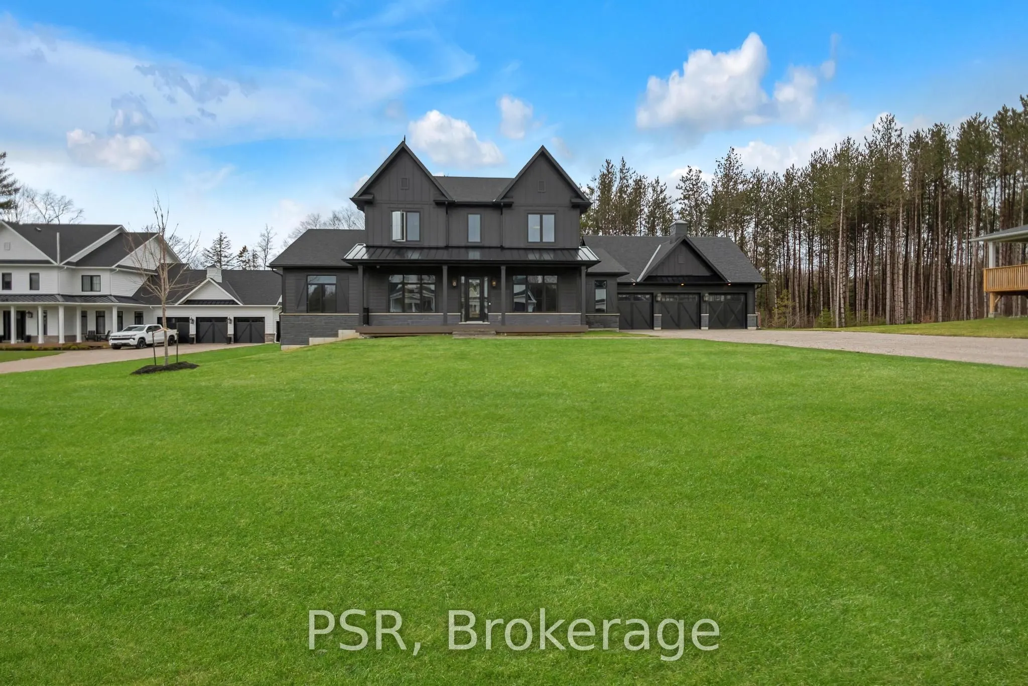 72 Georgian Grande Drive