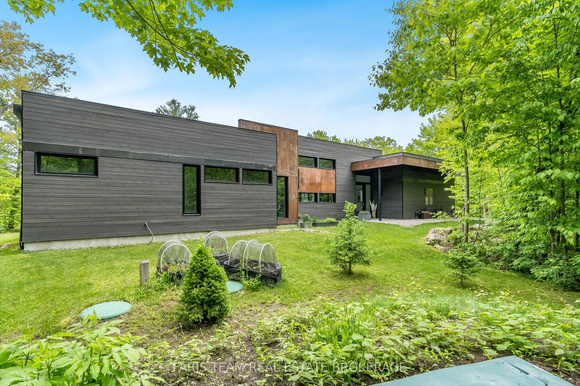 3870 Darling Island Road