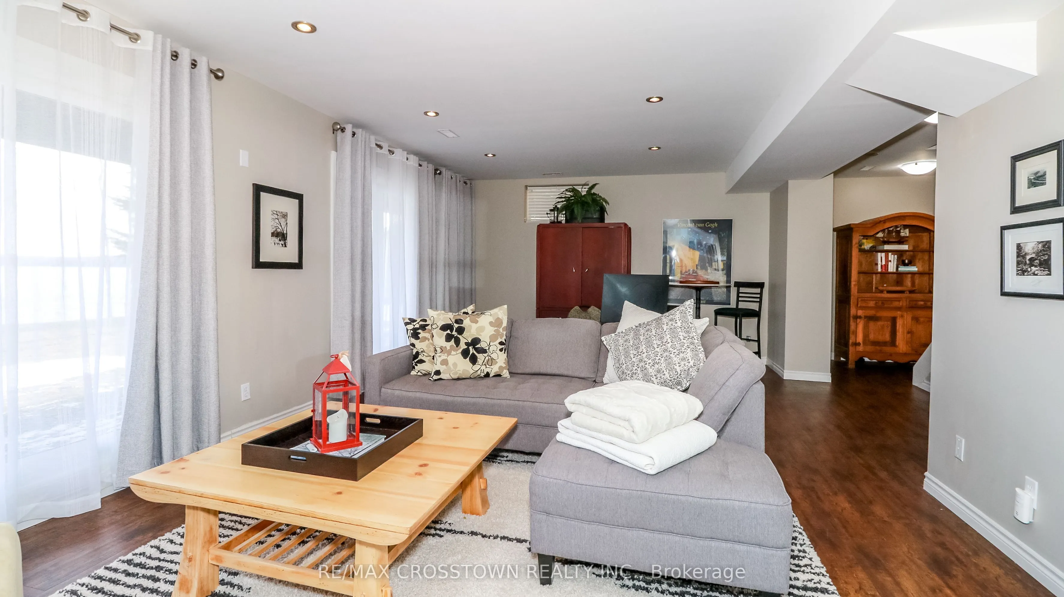 3093 Sandy Bend