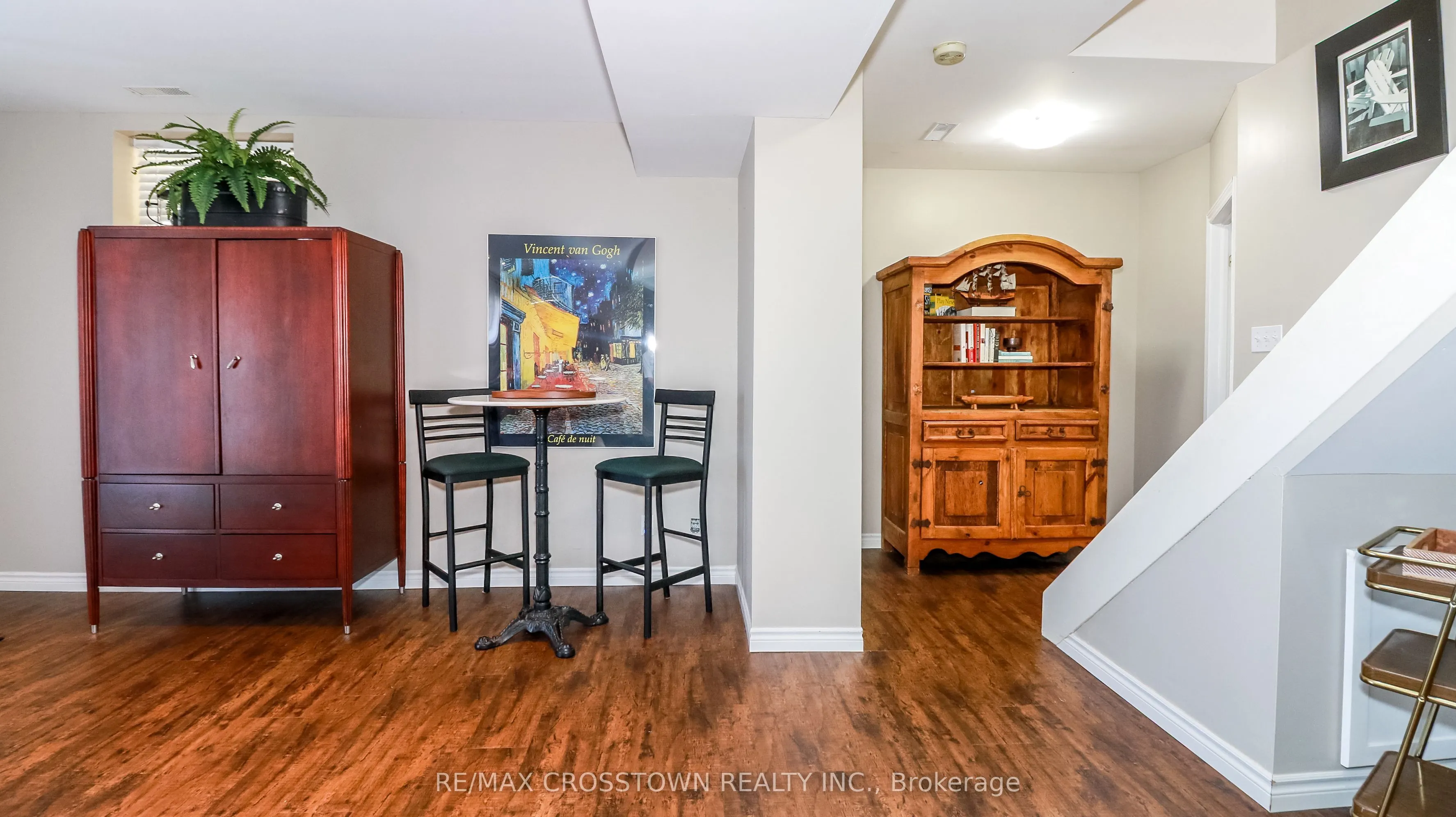 3093 Sandy Bend