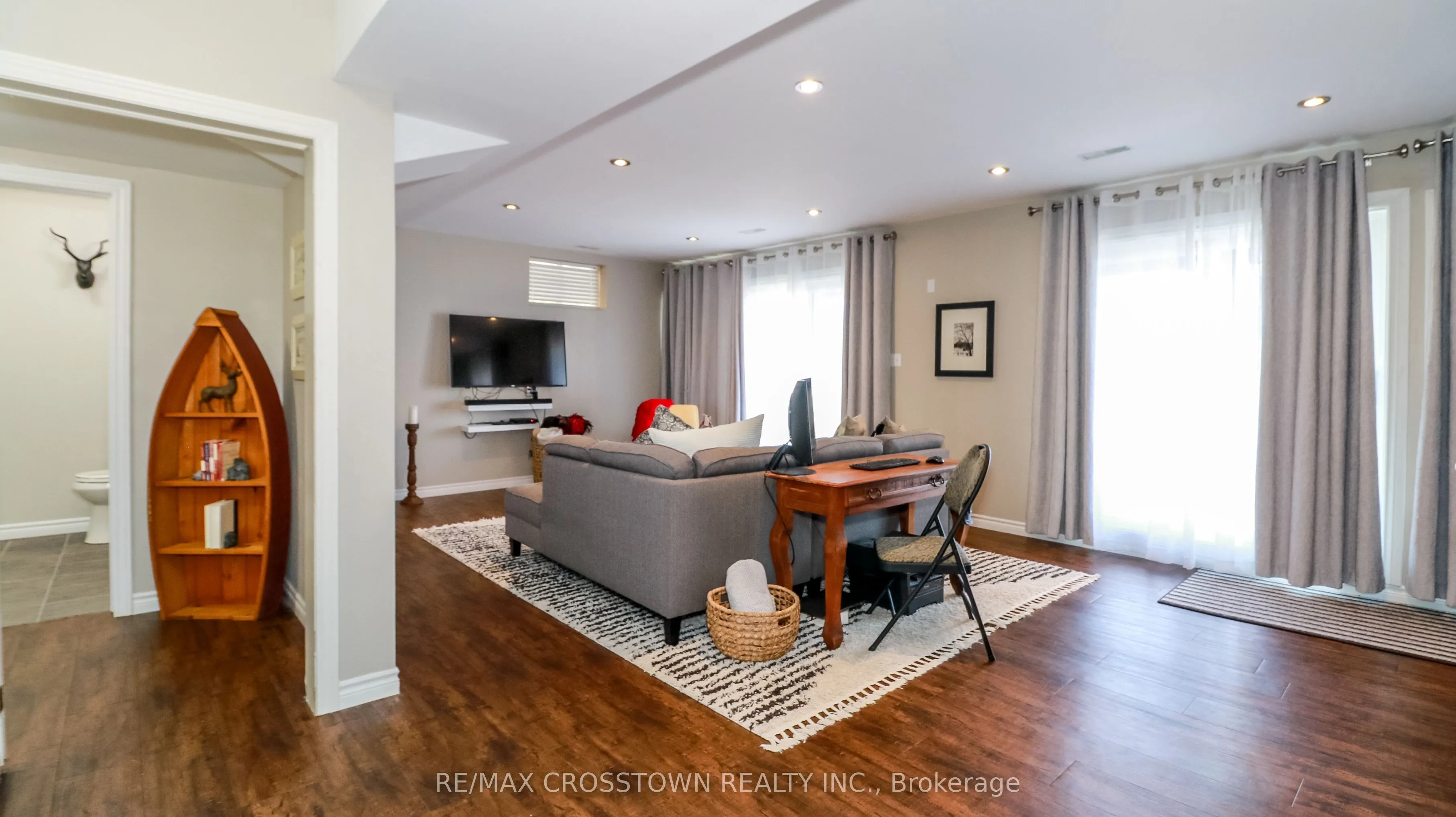 3093 Sandy Bend