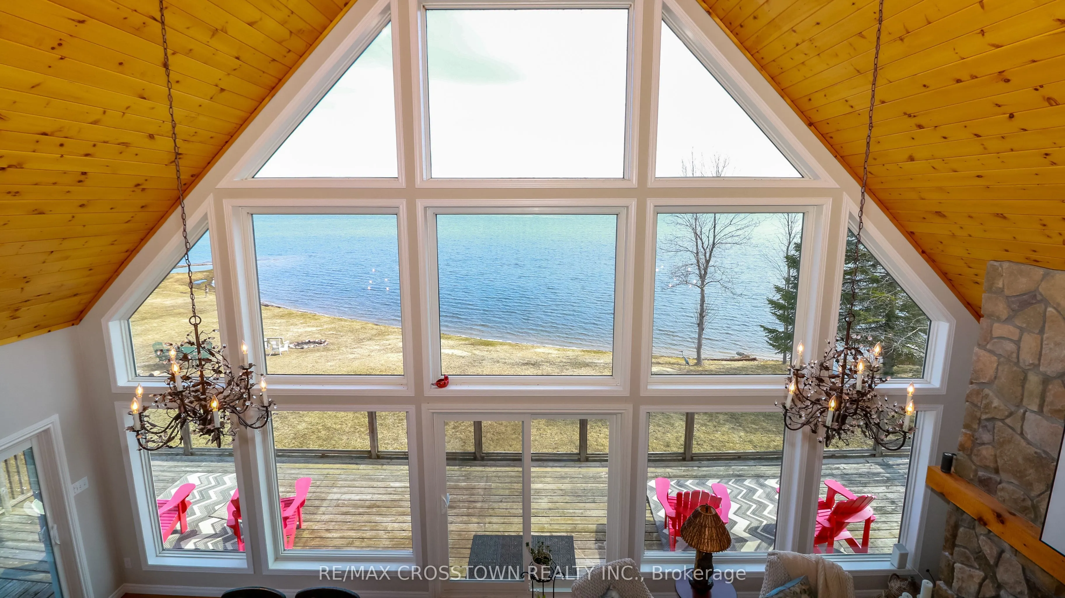 3093 Sandy Bend