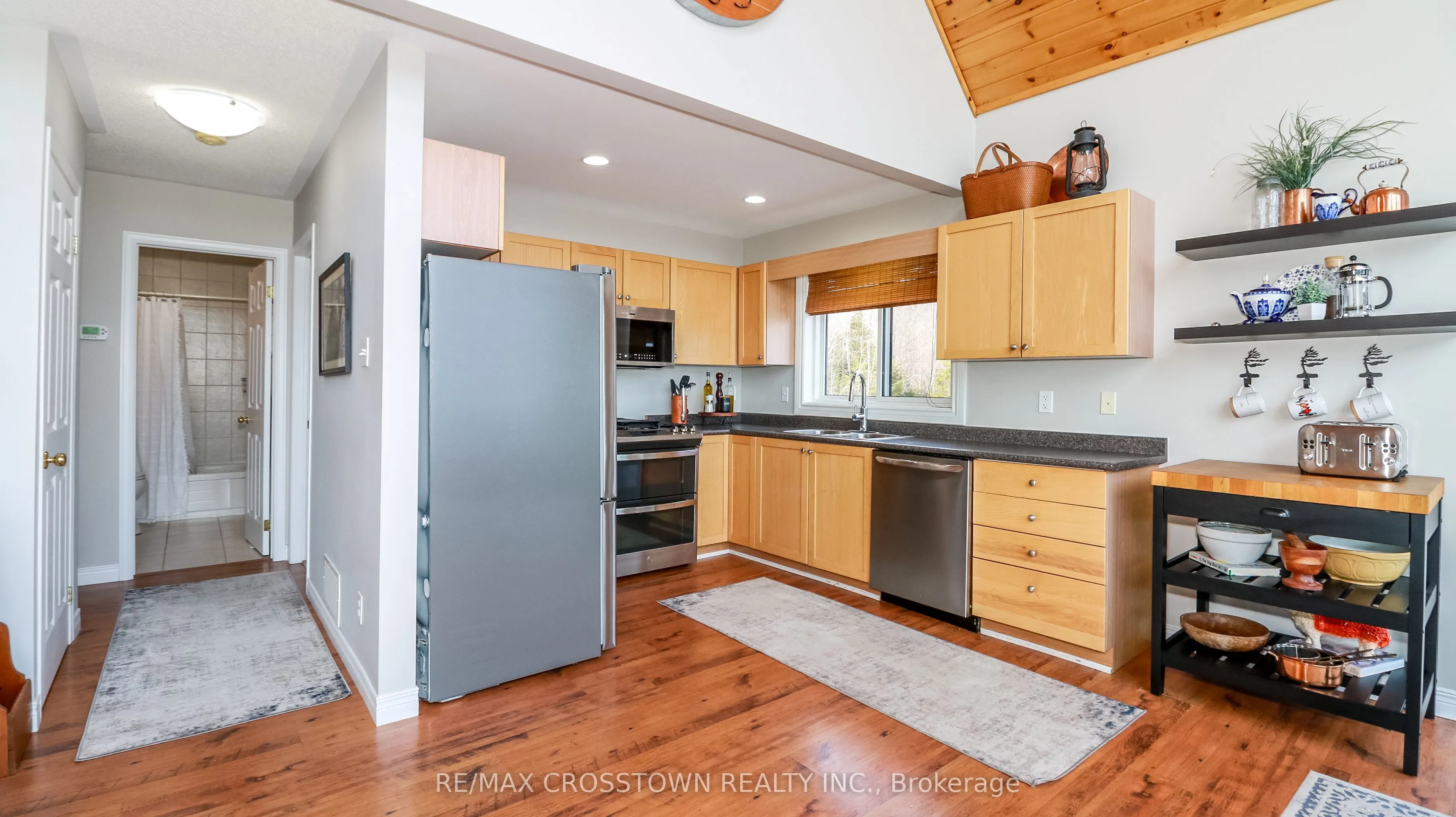 3093 Sandy Bend