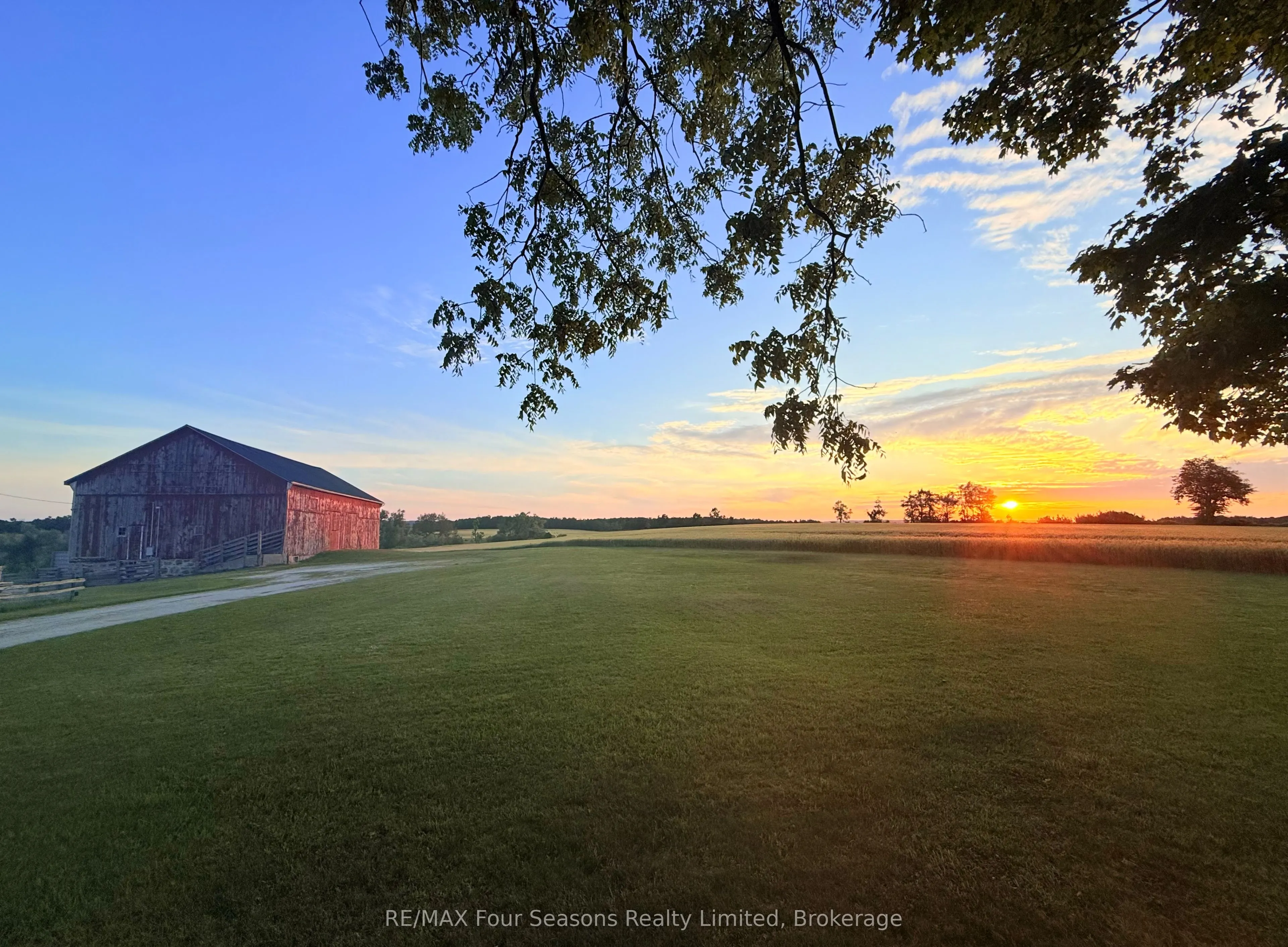 1154 Fairgrounds Road S