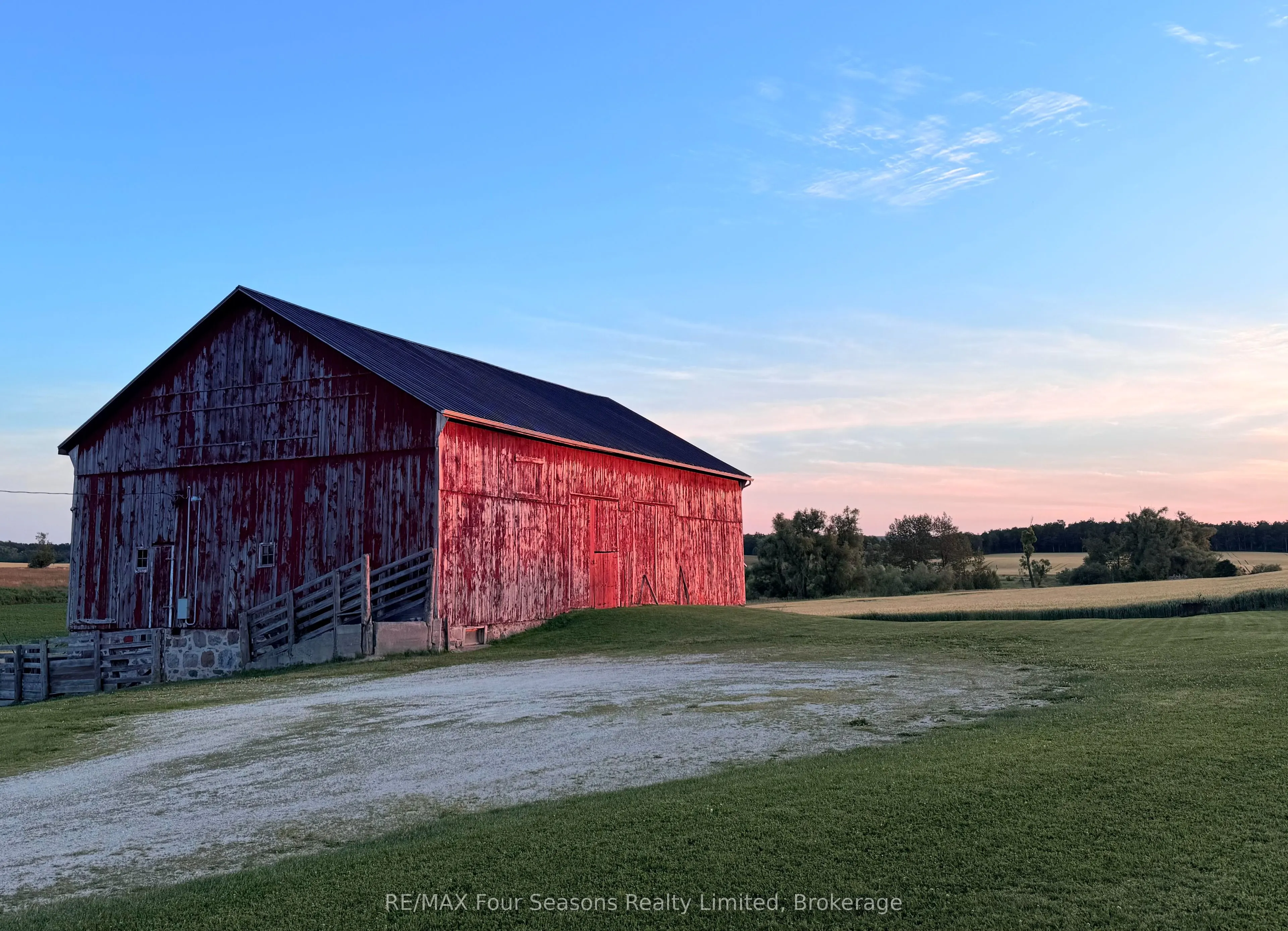 1154 Fairgrounds Road S