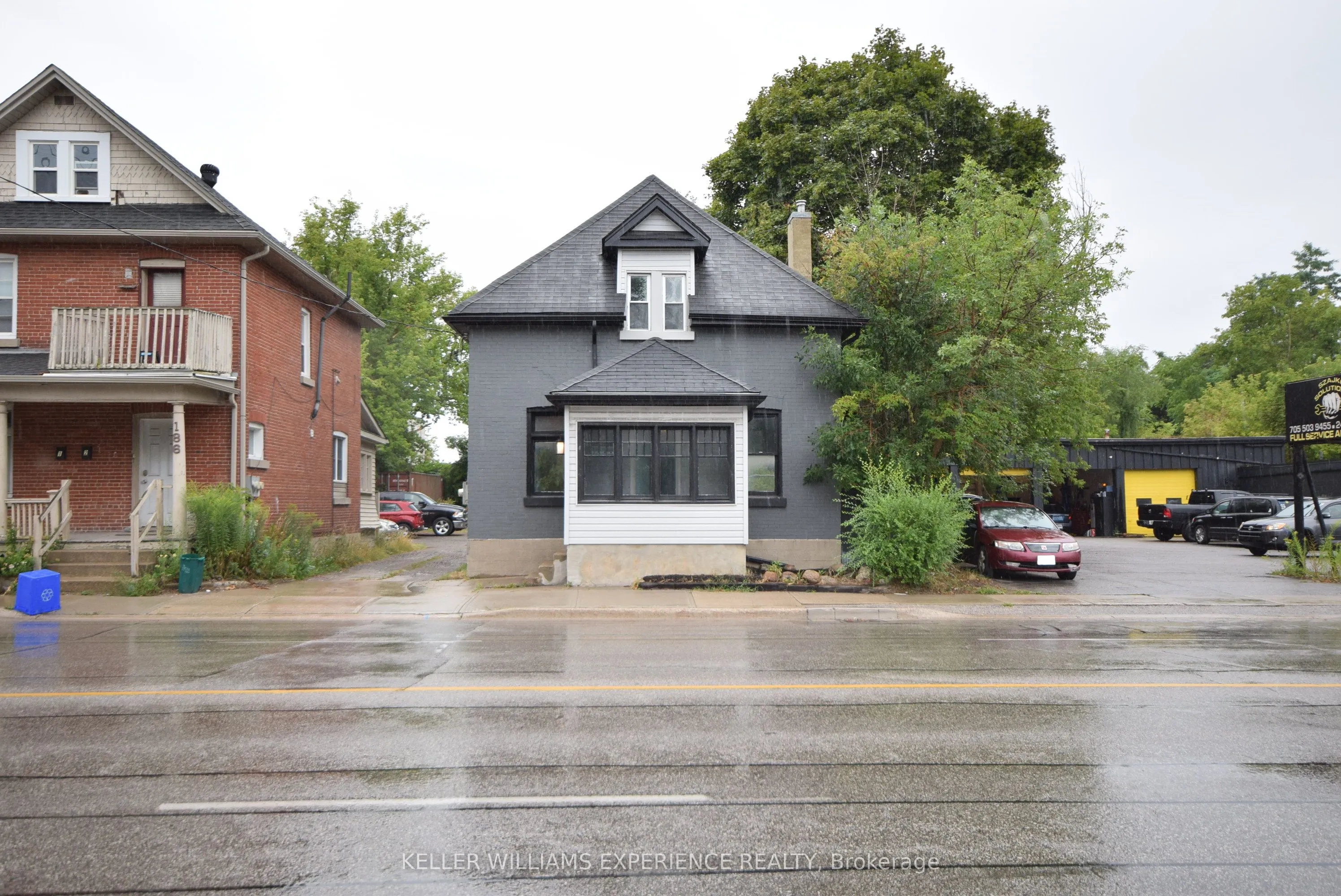 184 BRADFORD Street