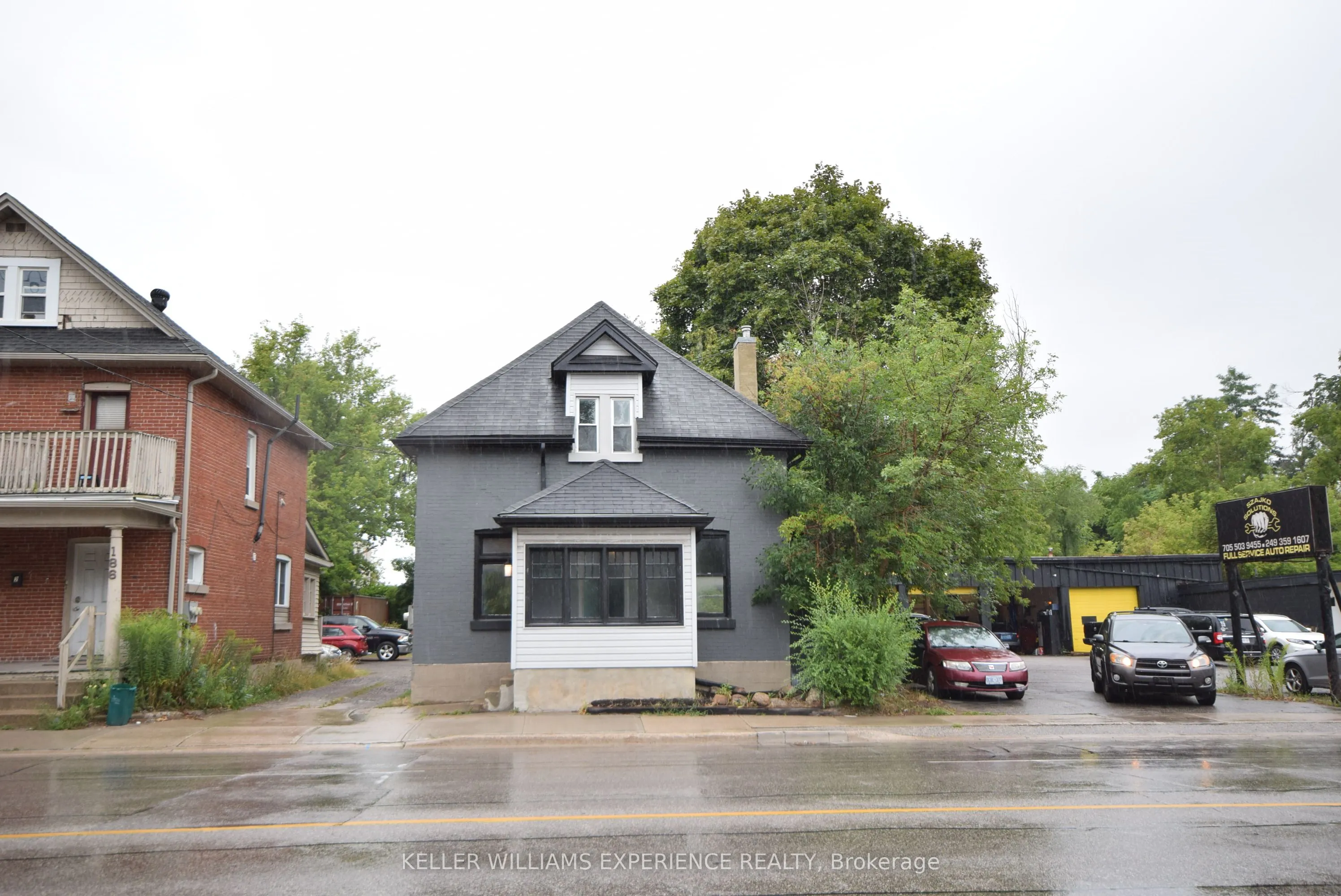 184 BRADFORD Street