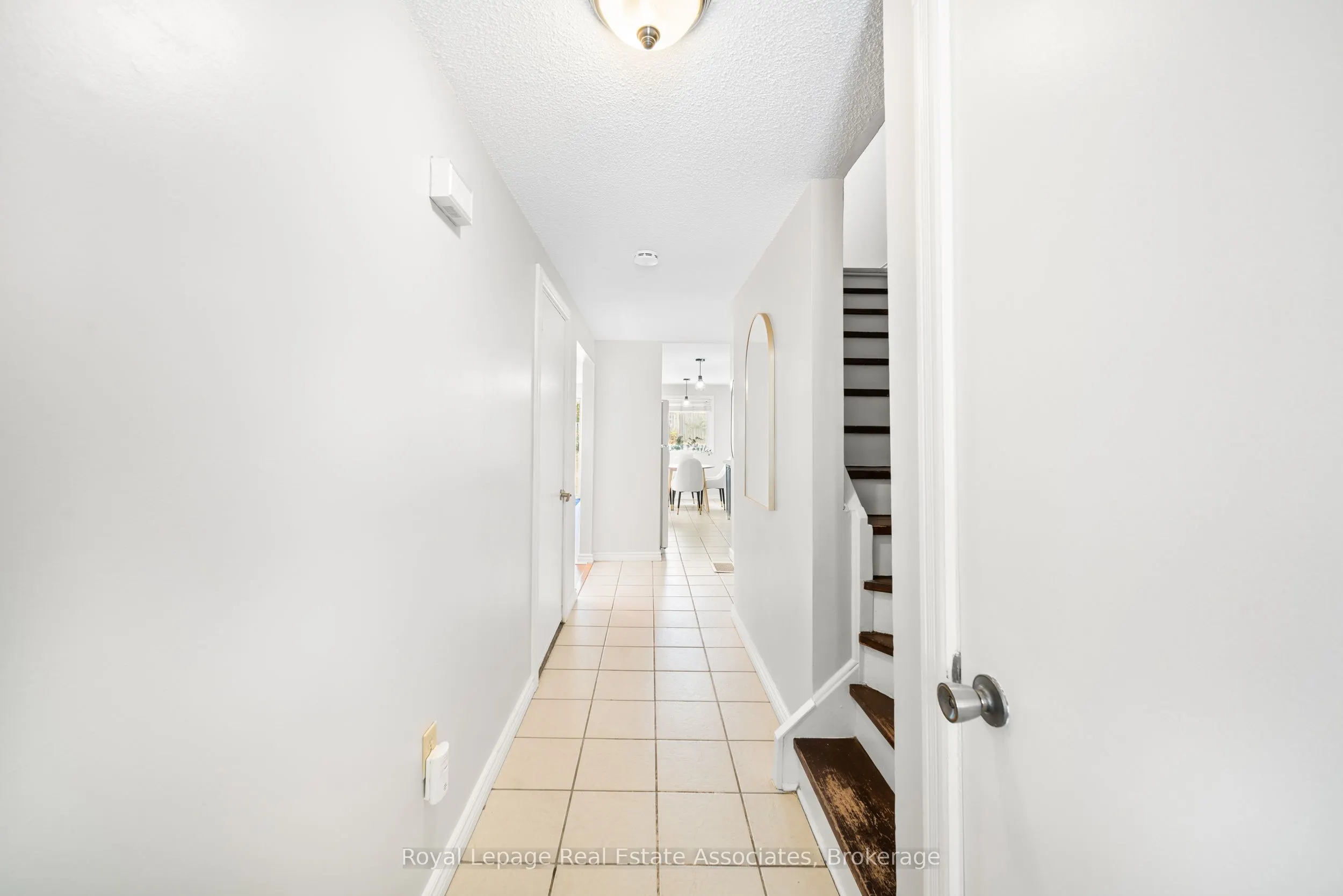 44 Hemingway Crescent