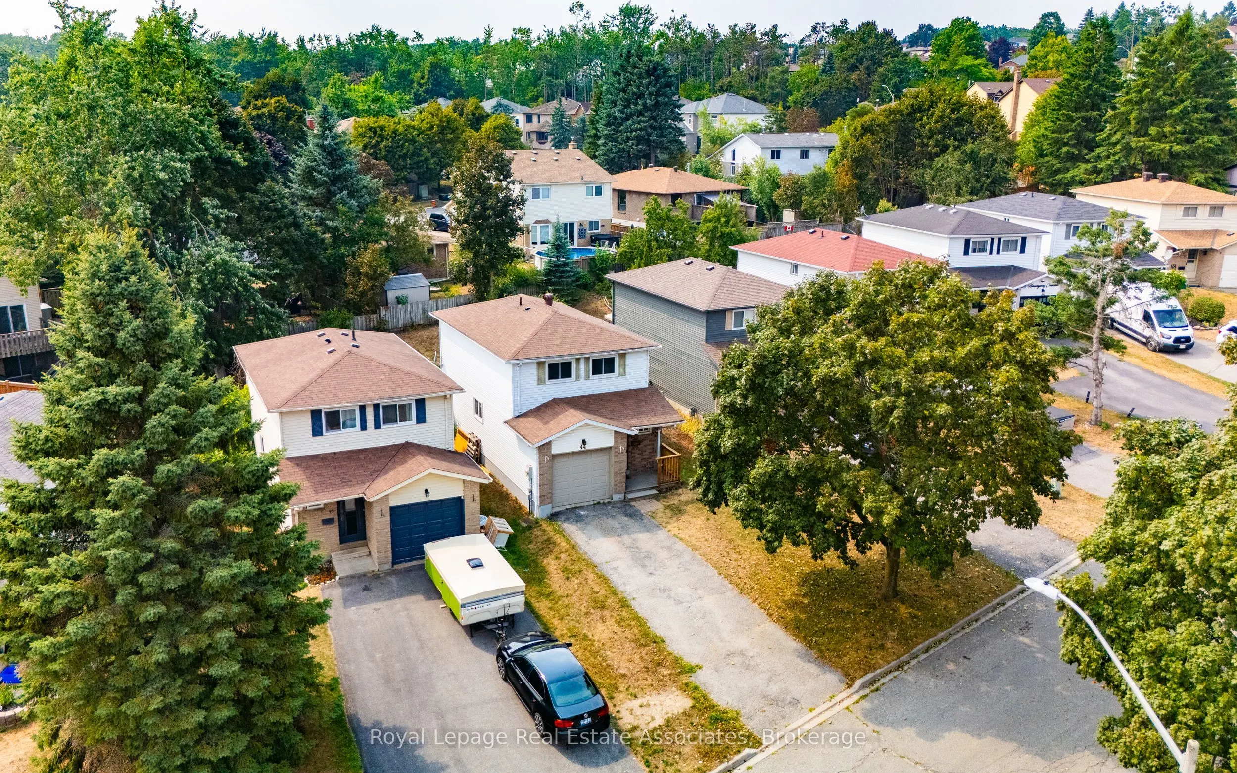 44 Hemingway Crescent
