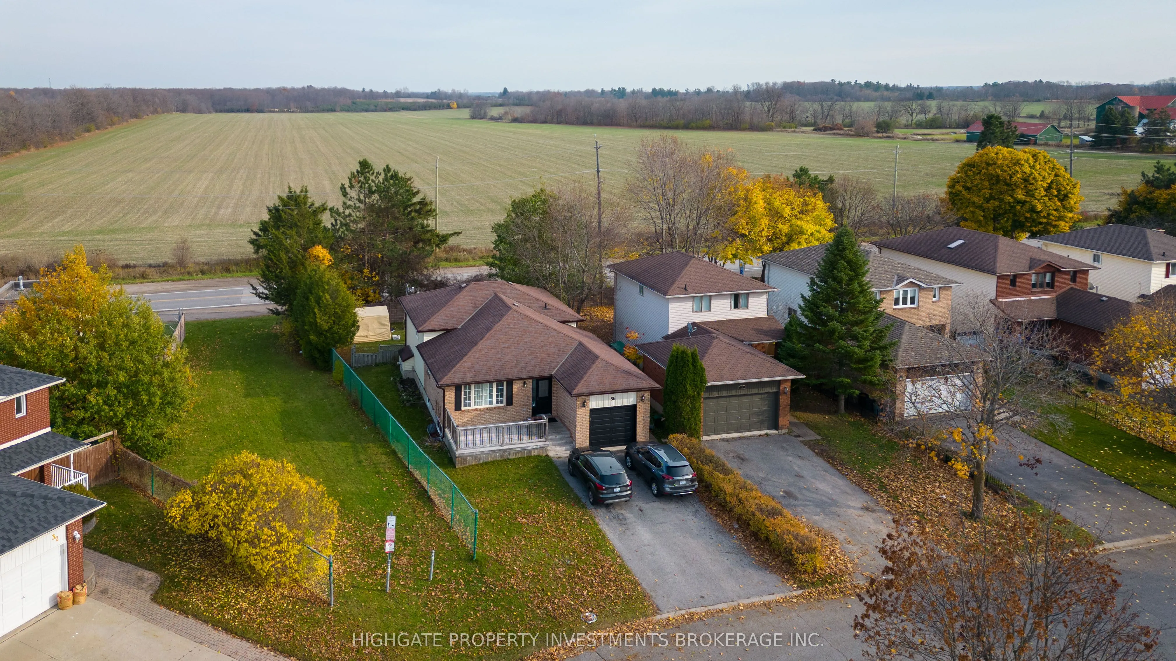 36 Rosenfeld Drive, #Lower