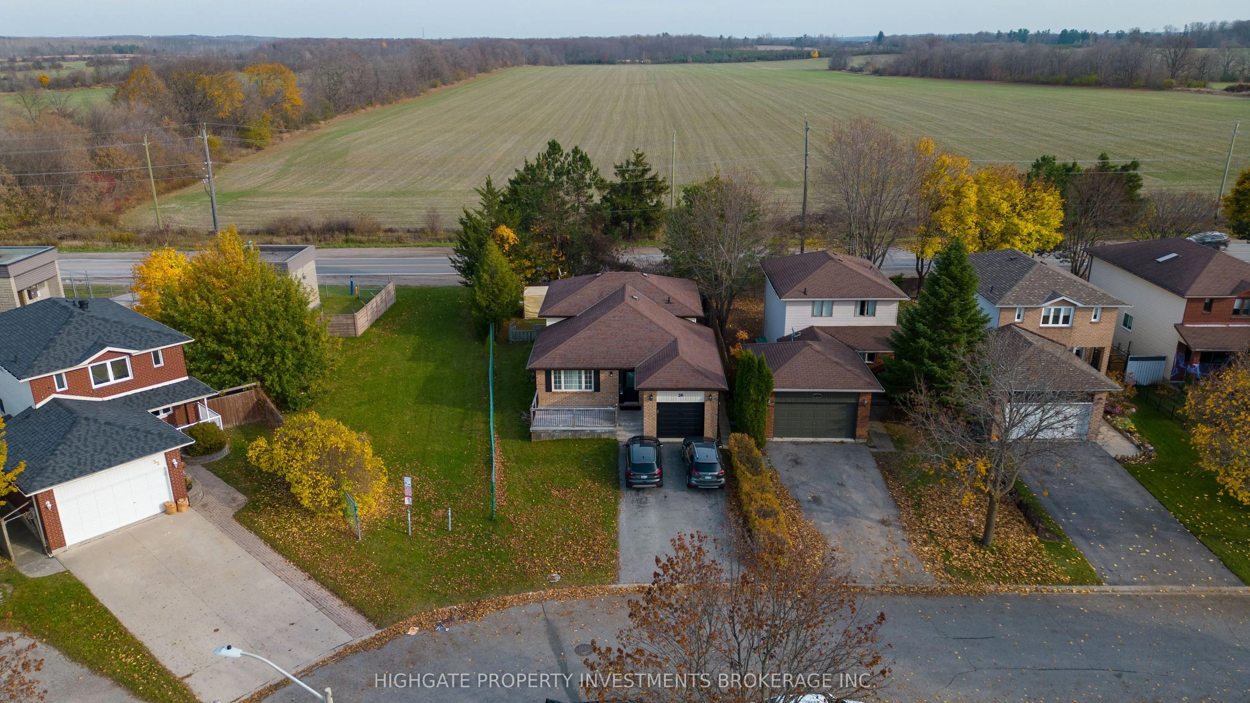 36 Rosenfeld Drive, #Lower