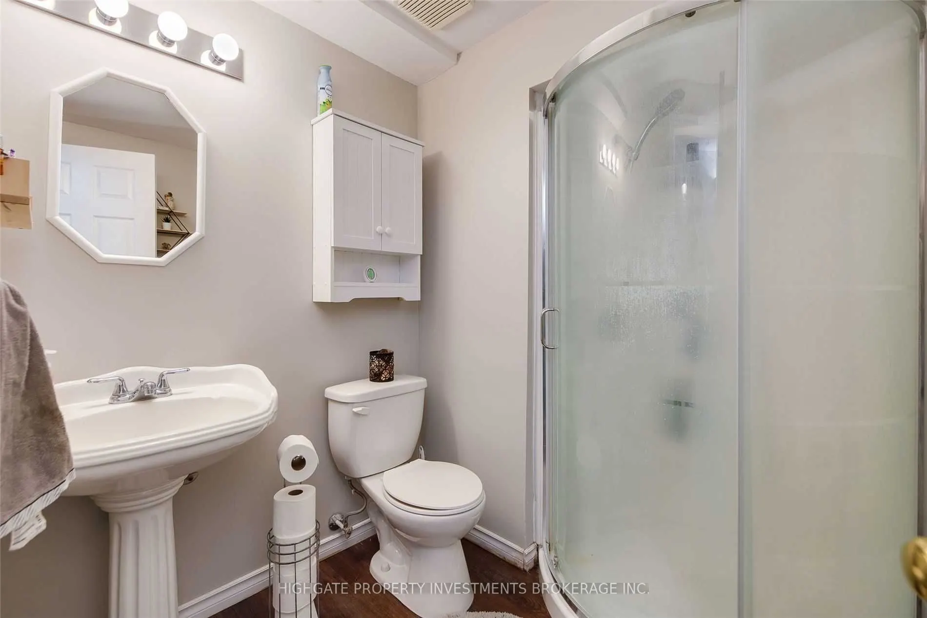 36 Rosenfeld Drive, #Lower