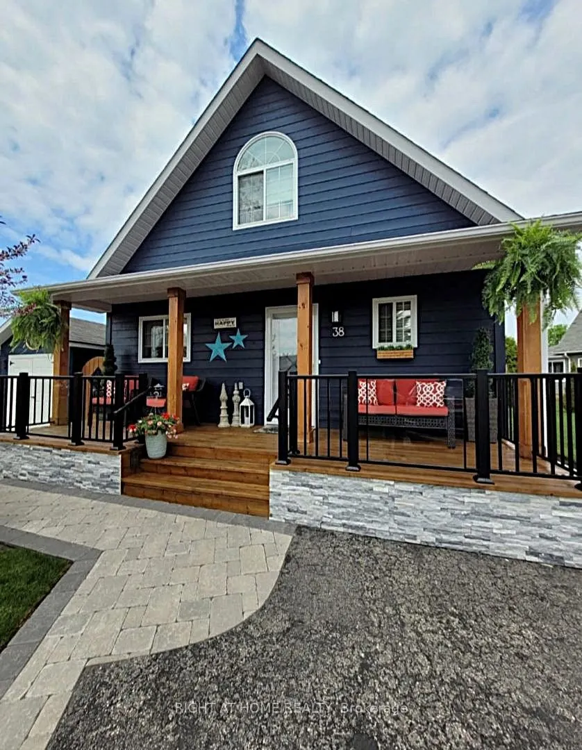 38 MADAWASKA Trail