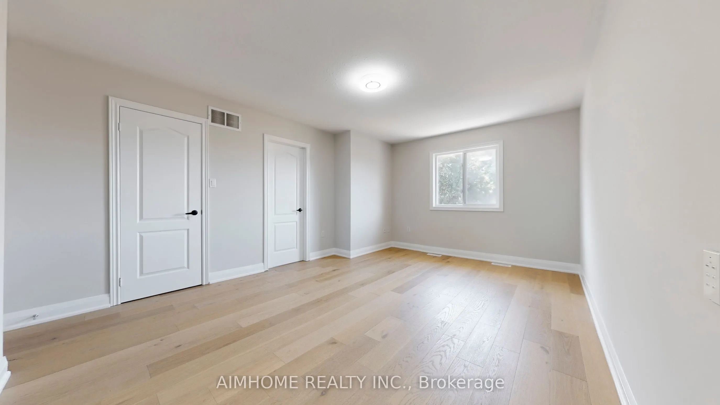 32 Bloom Crescent