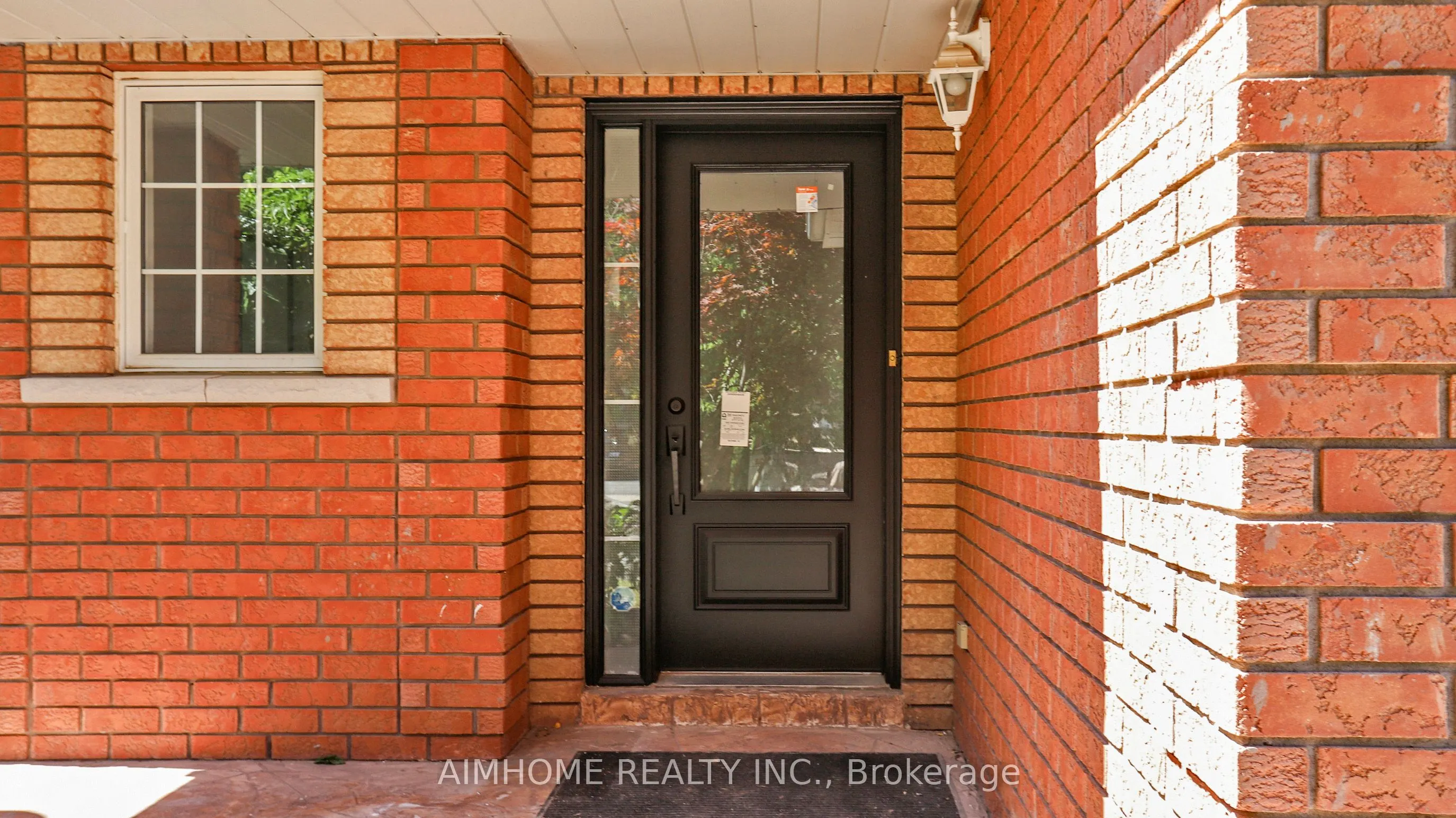 32 Bloom Crescent