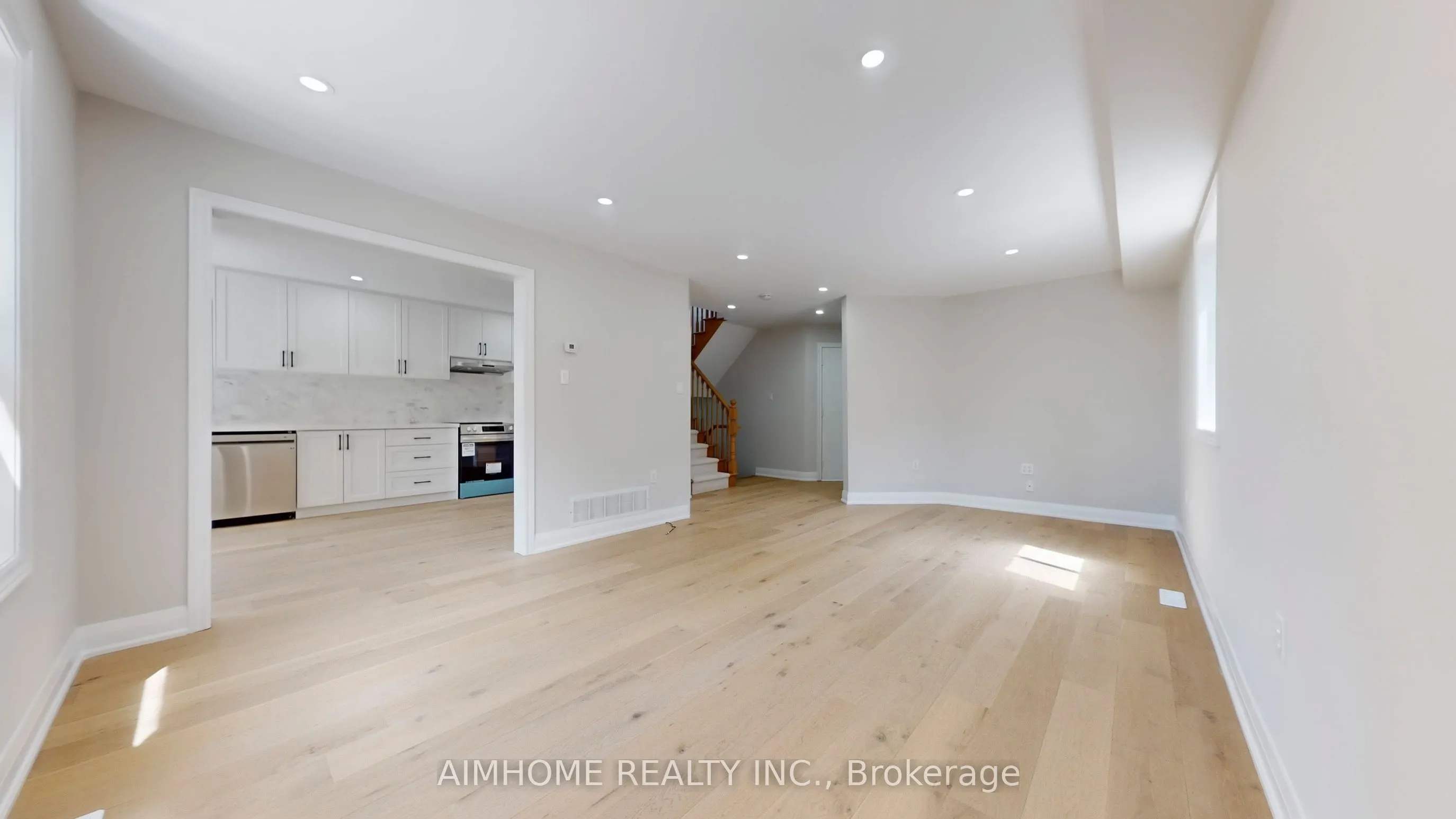32 Bloom Crescent