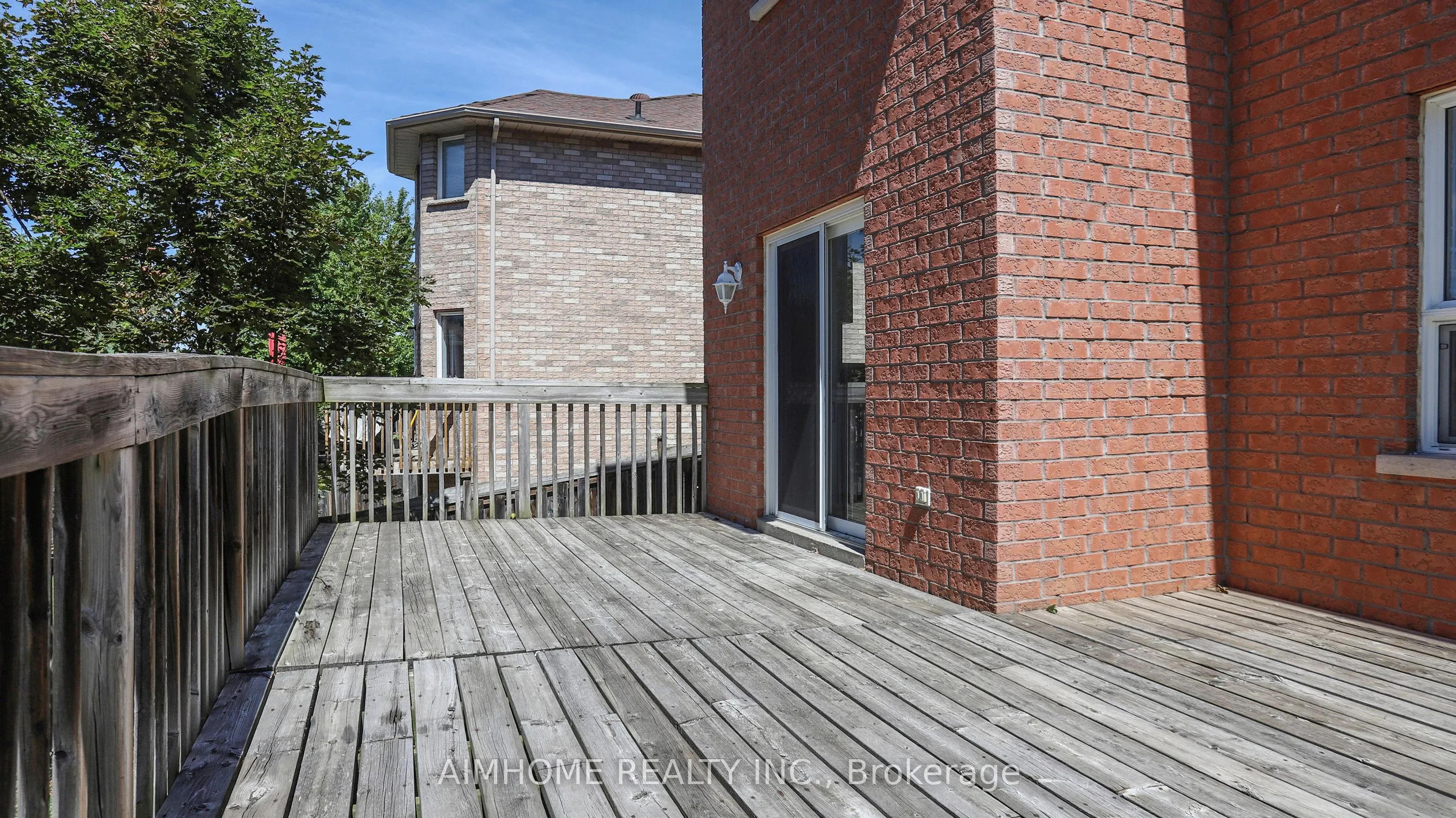 32 Bloom Crescent