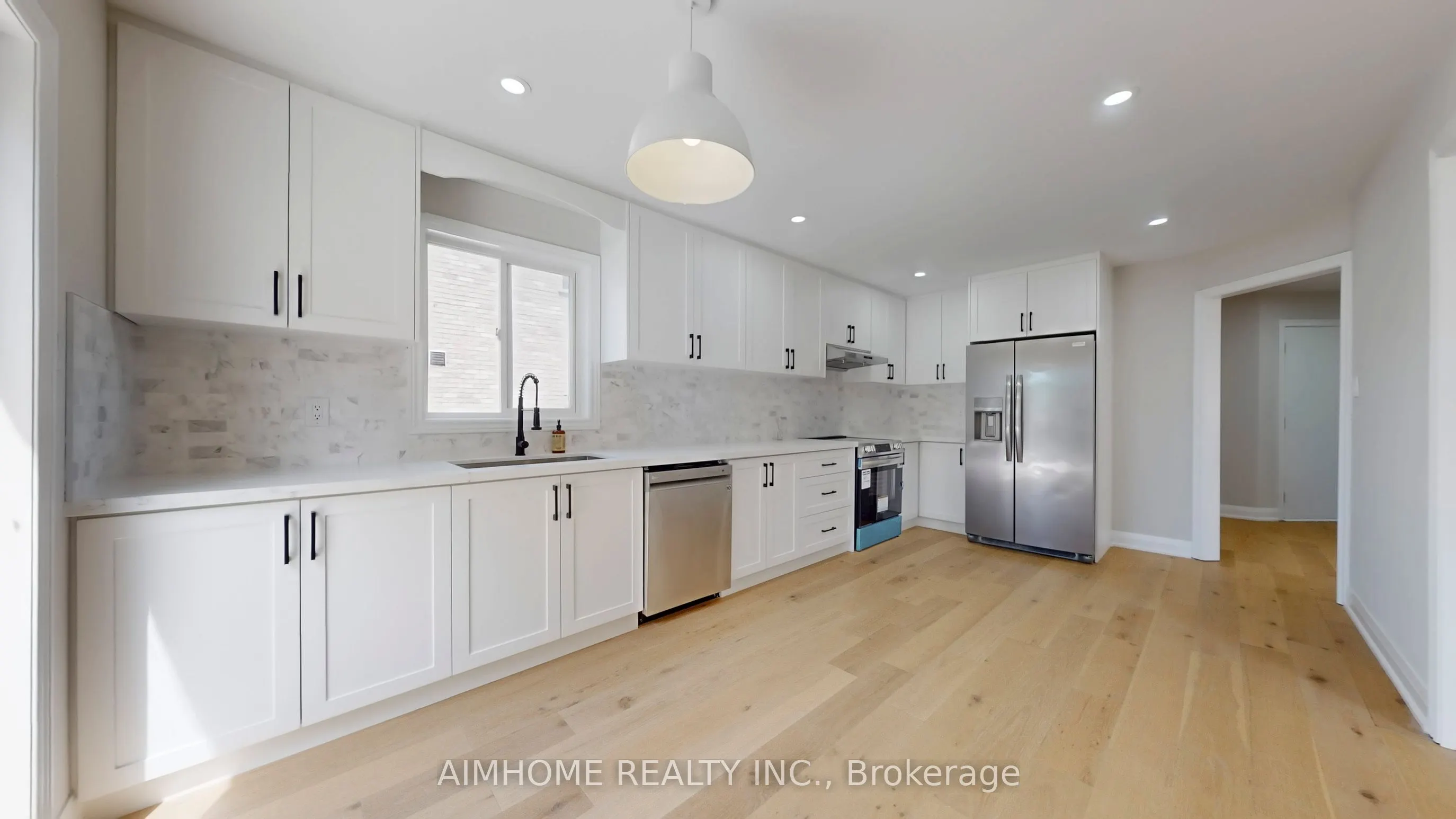 32 Bloom Crescent