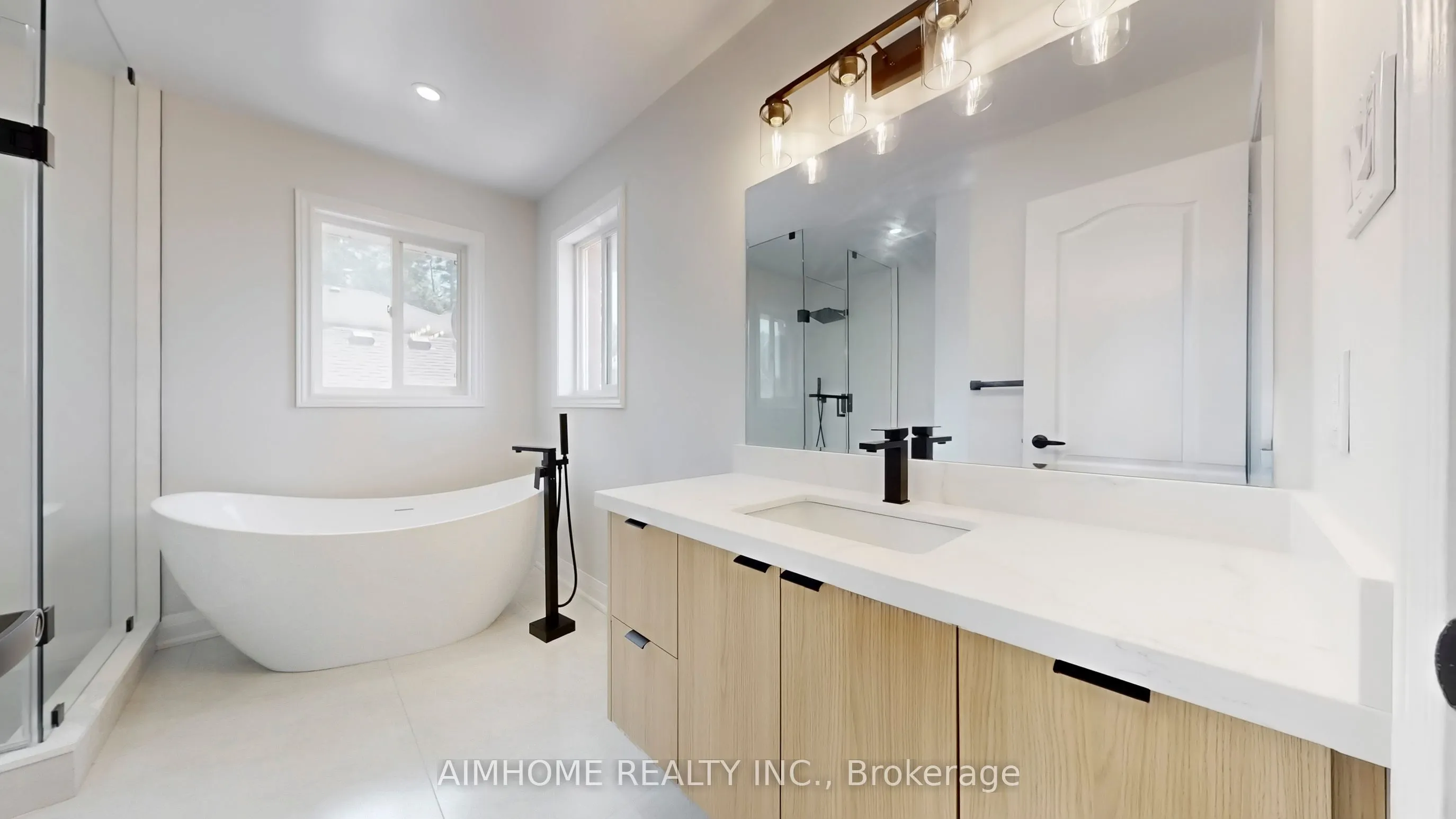 32 Bloom Crescent