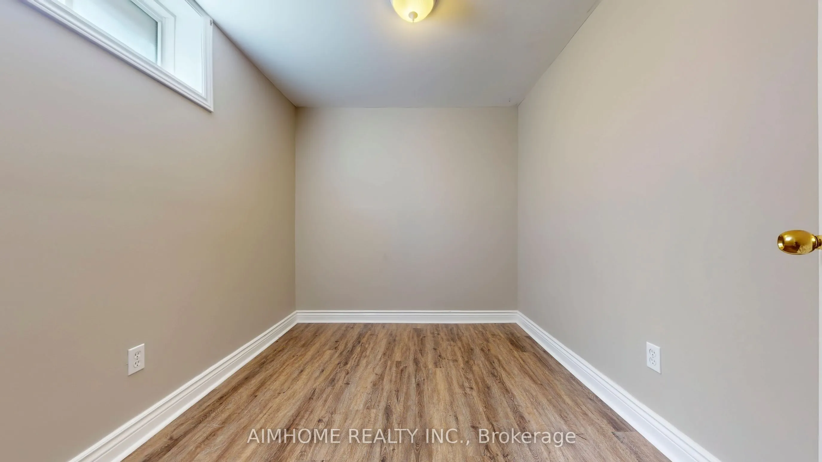 32 Bloom Crescent