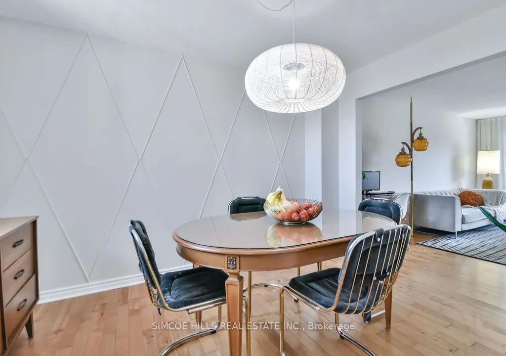 40 Laurentian Lane