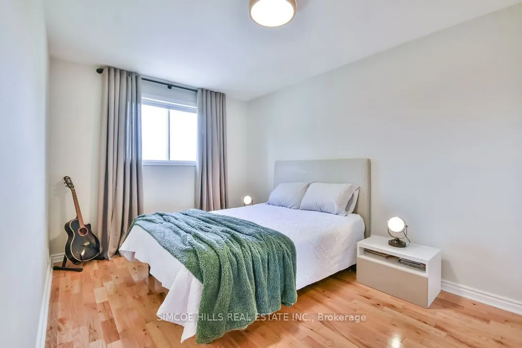 40 Laurentian Lane