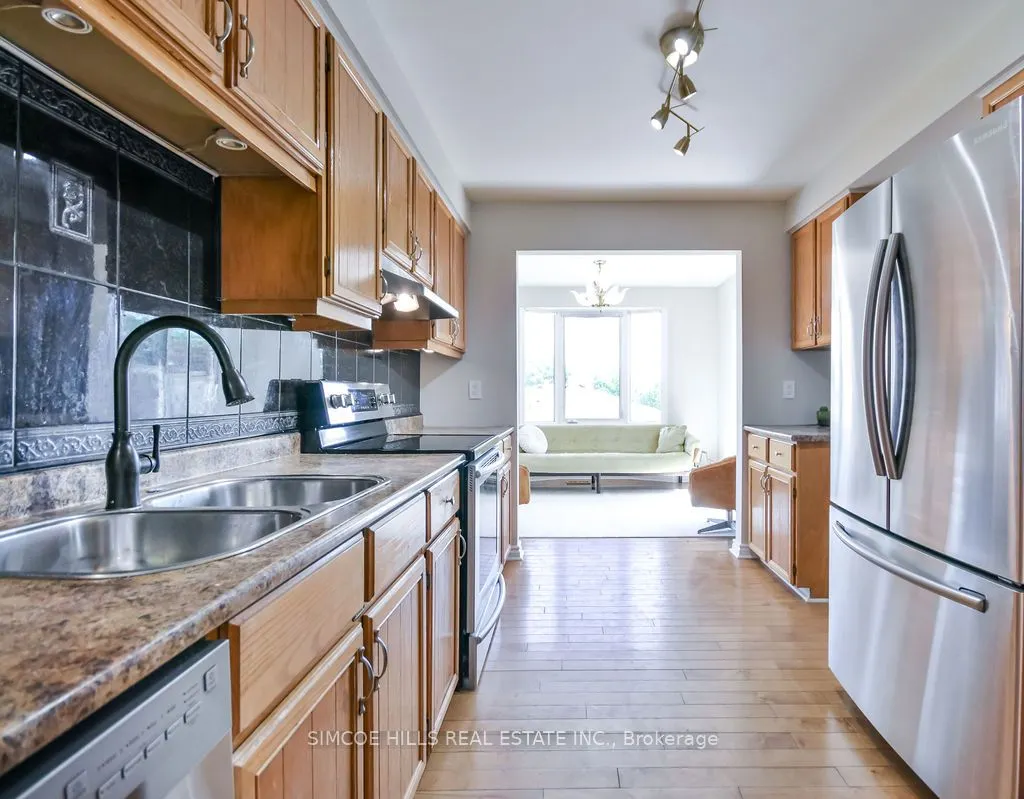 40 Laurentian Lane