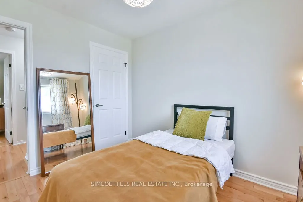 40 Laurentian Lane