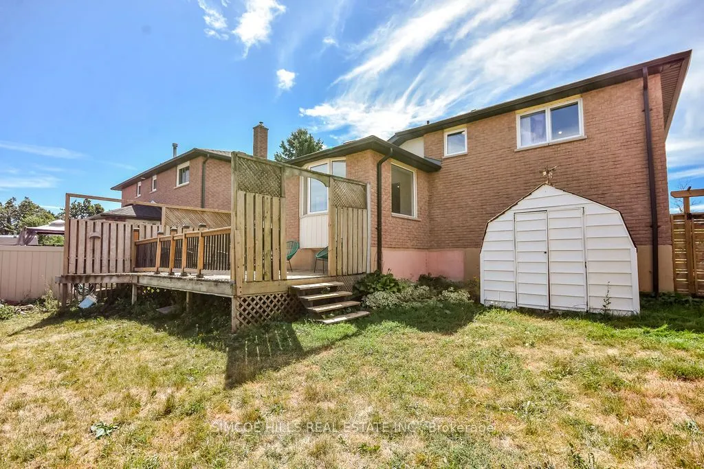 40 Laurentian Lane