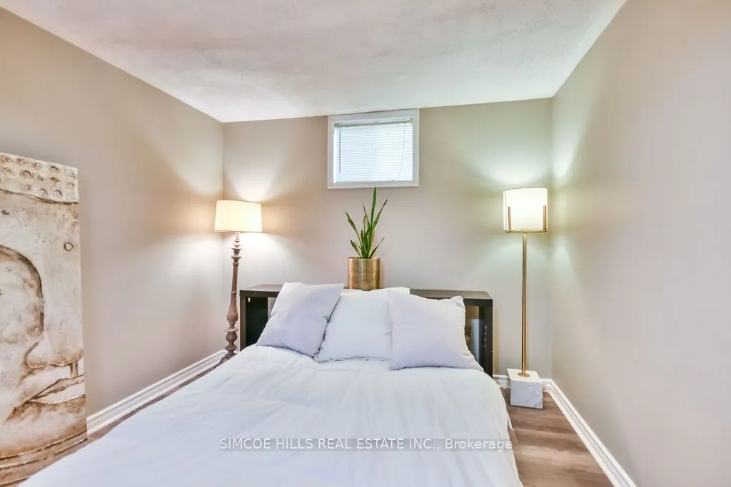 40 Laurentian Lane