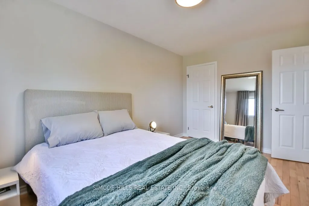 40 Laurentian Lane