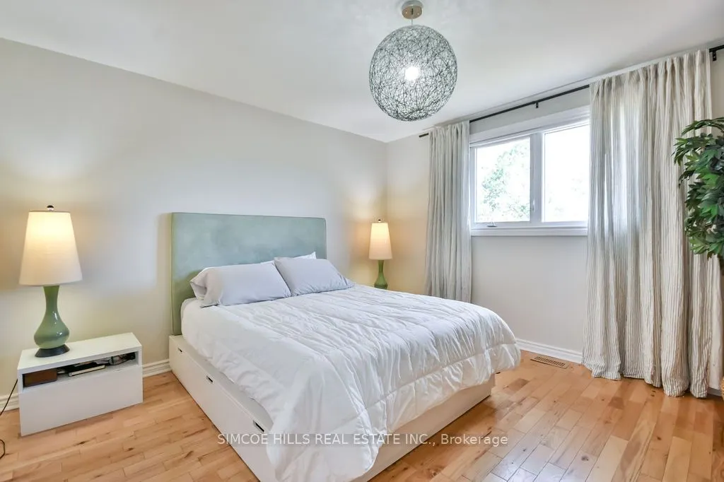 40 Laurentian Lane