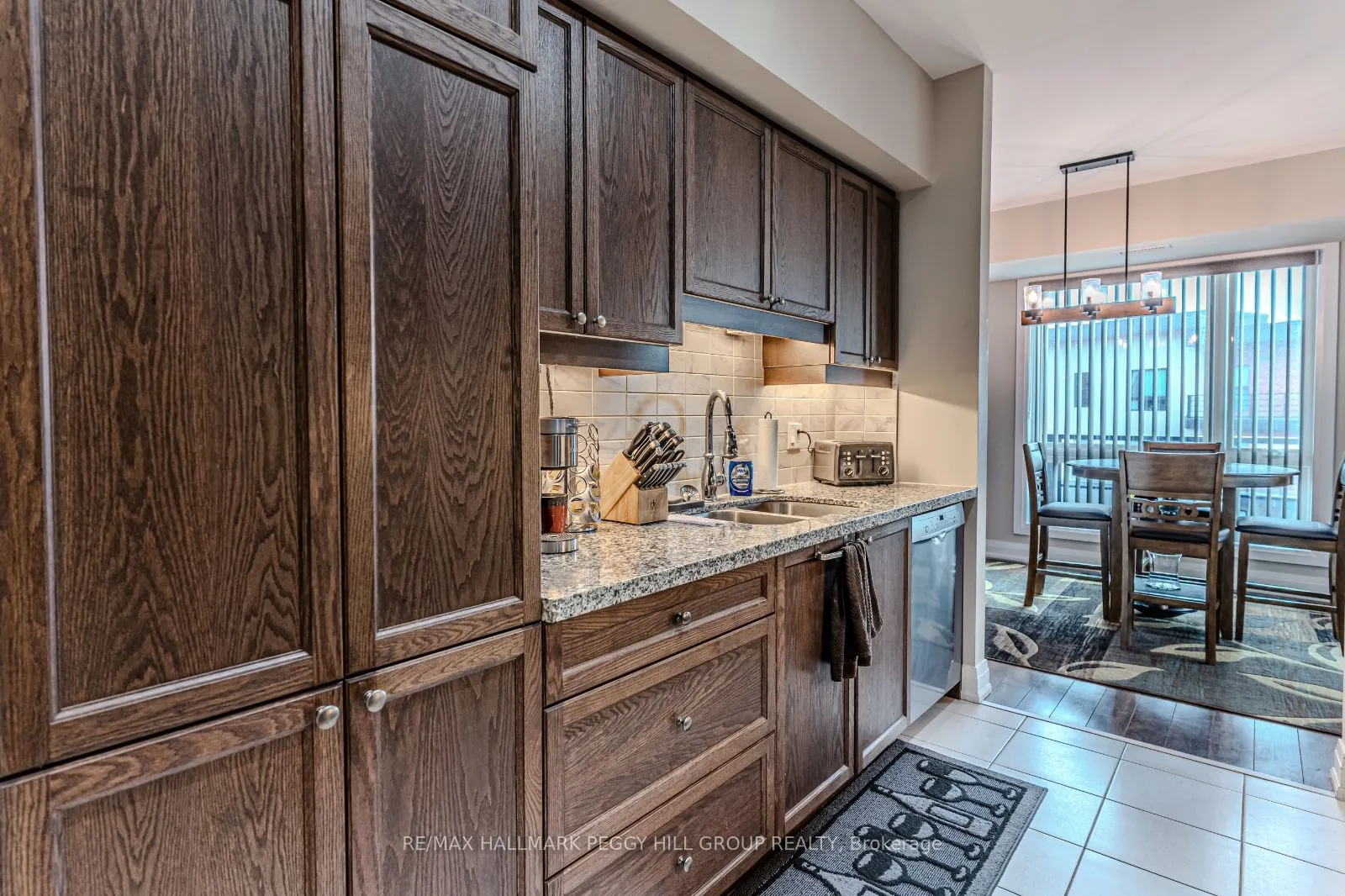 302 Essa Road, #501