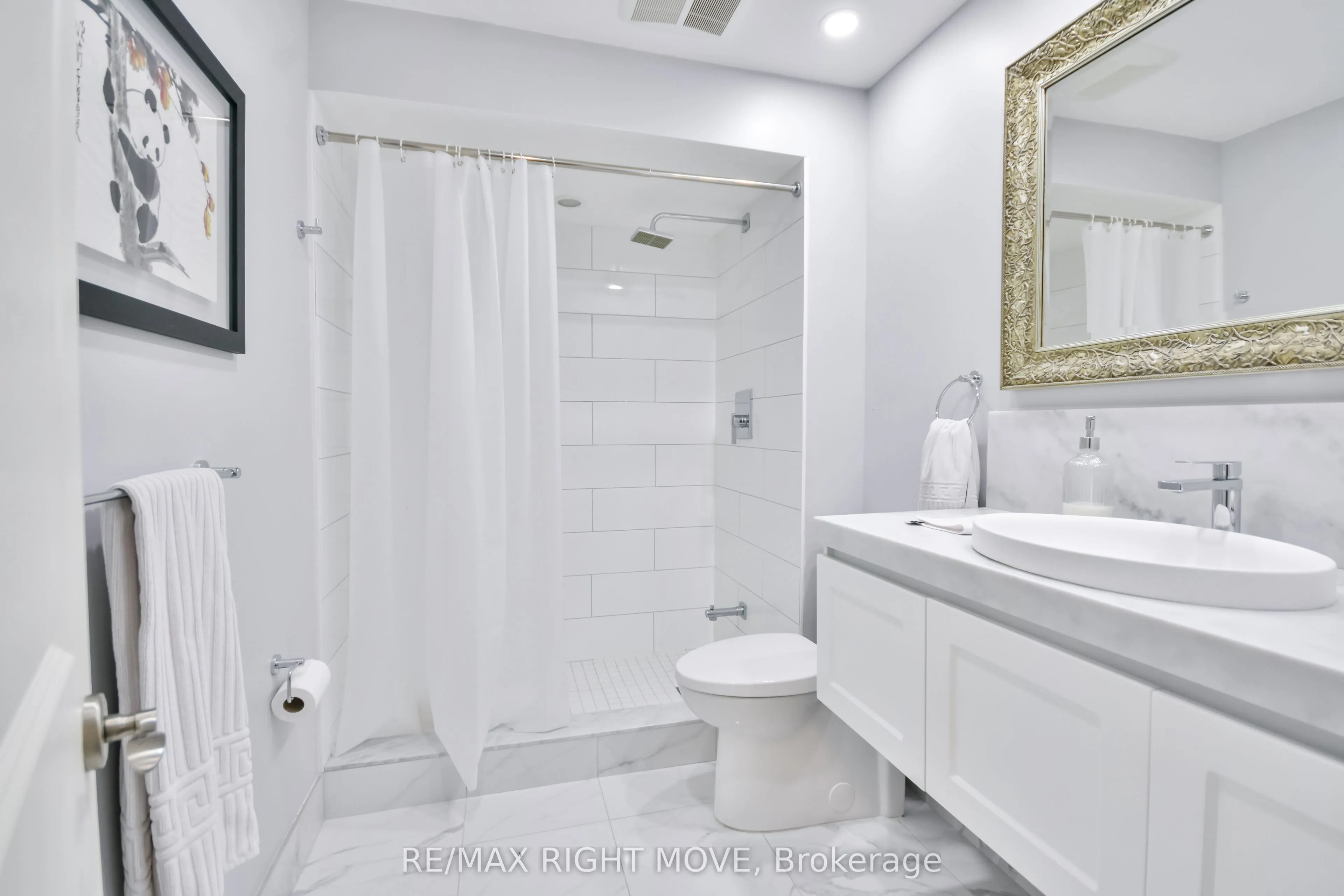 10 INVERMARA Court, #28