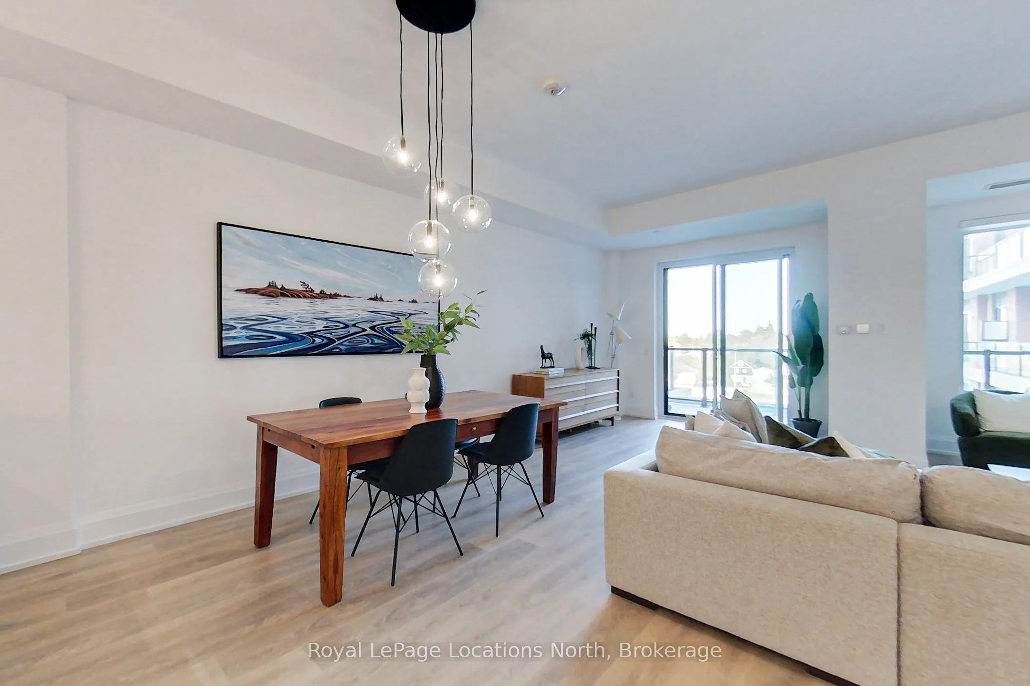 1 HUME Street, #525