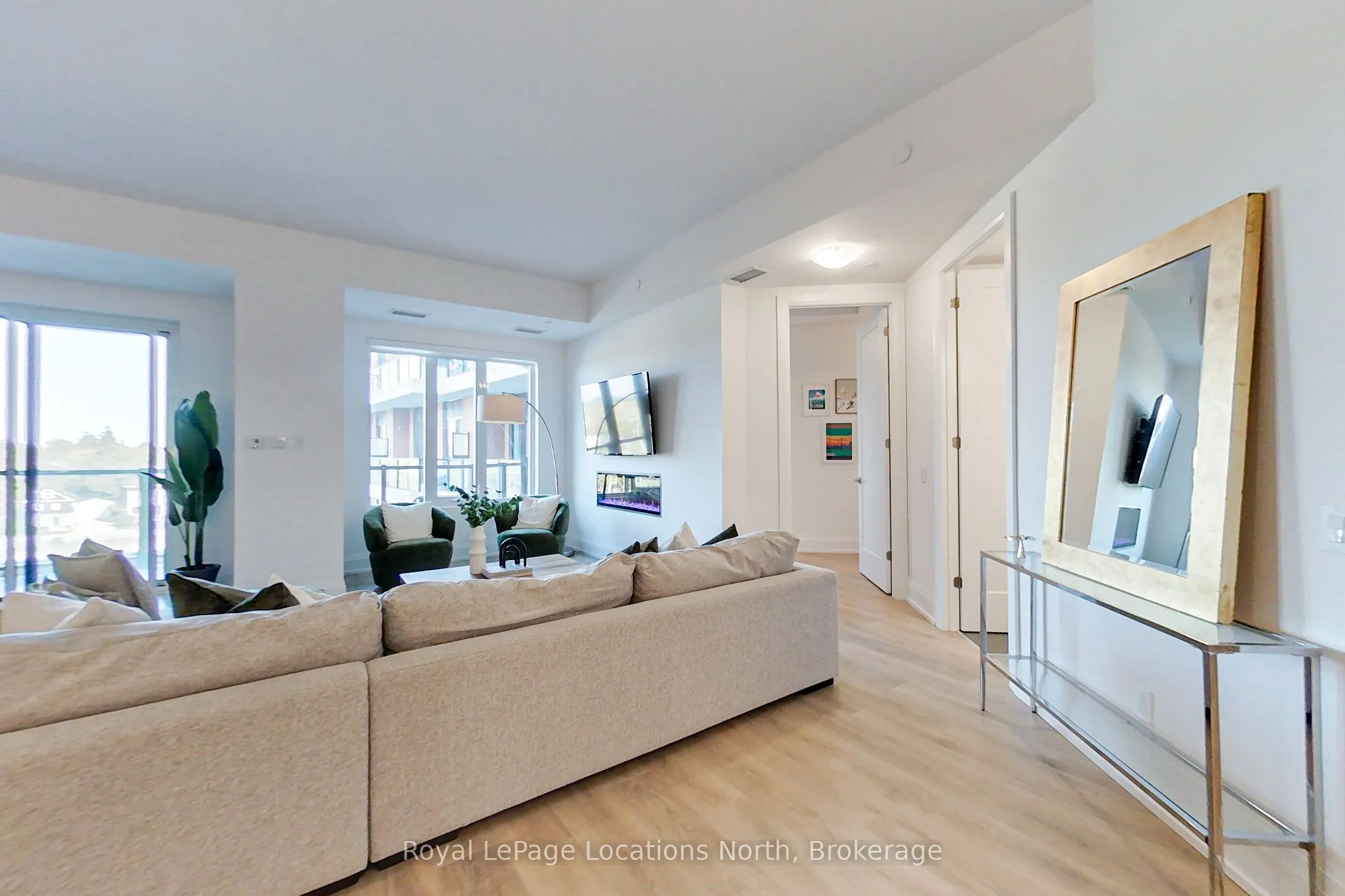 1 HUME Street, #525