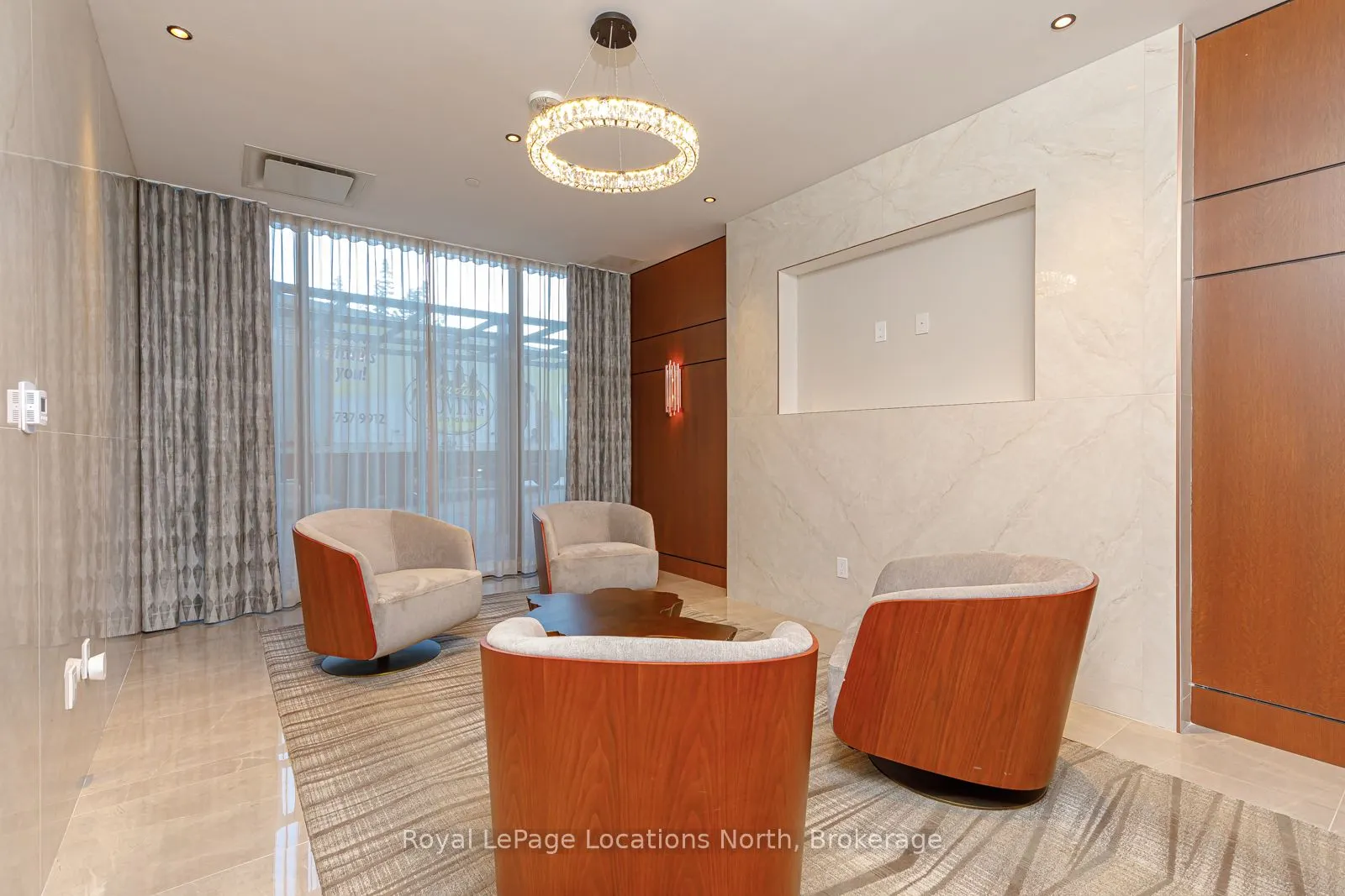 1 HUME Street, #525