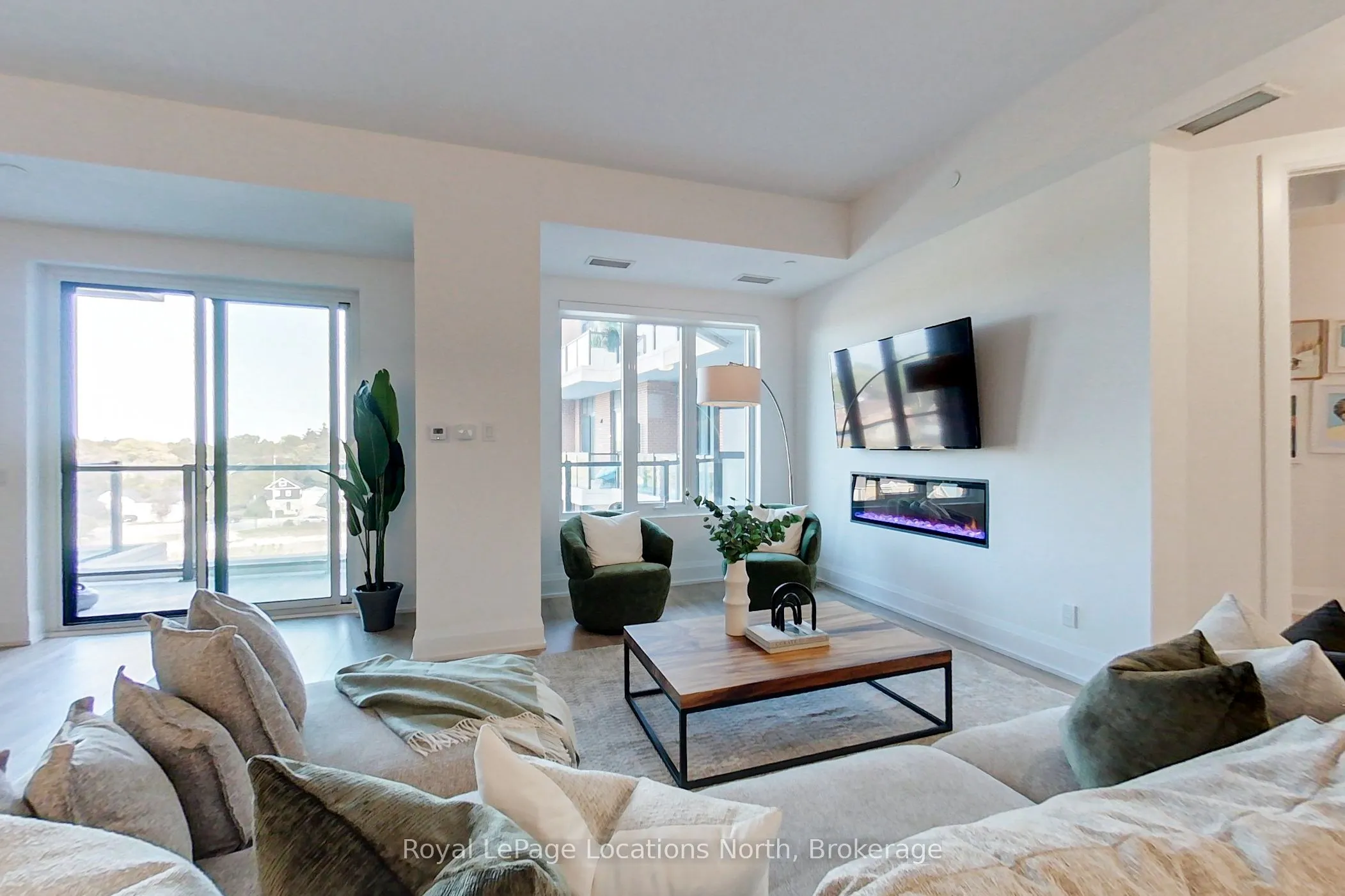 1 HUME Street, #525