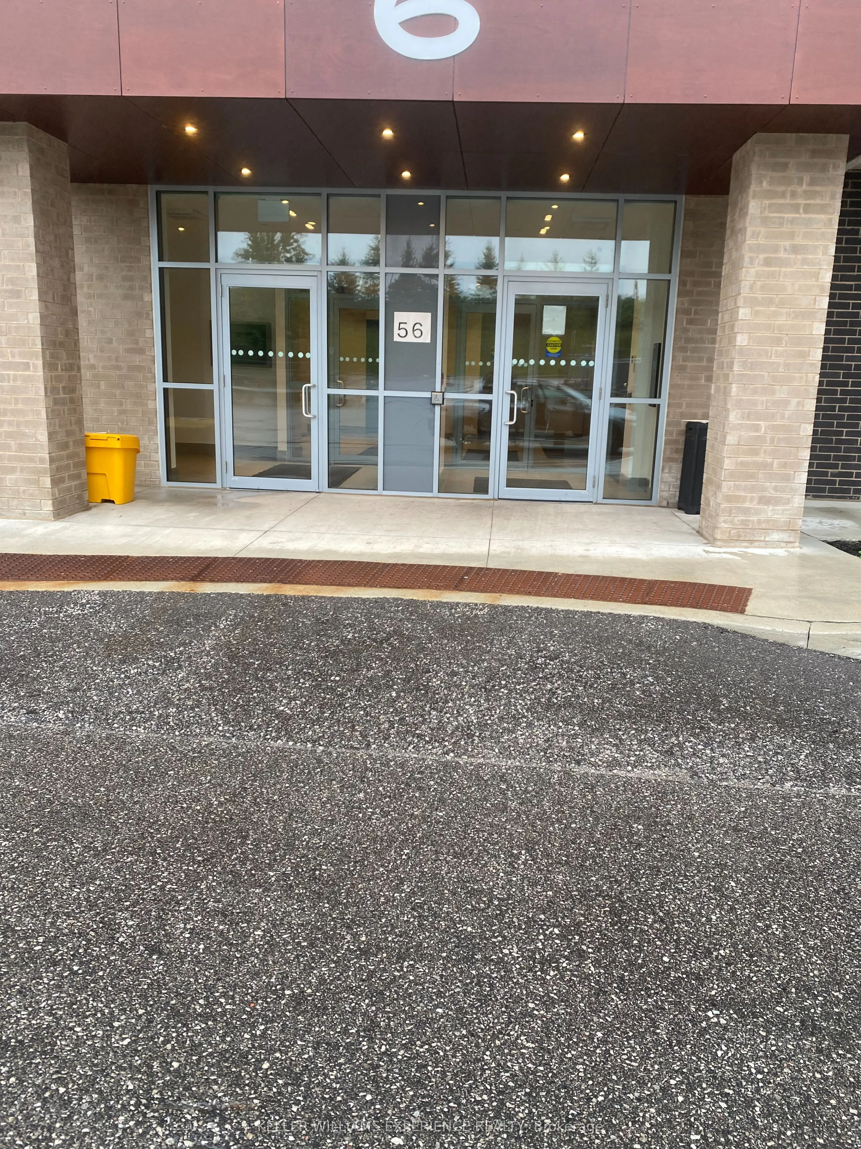 56 Lakeside Terrace, #703