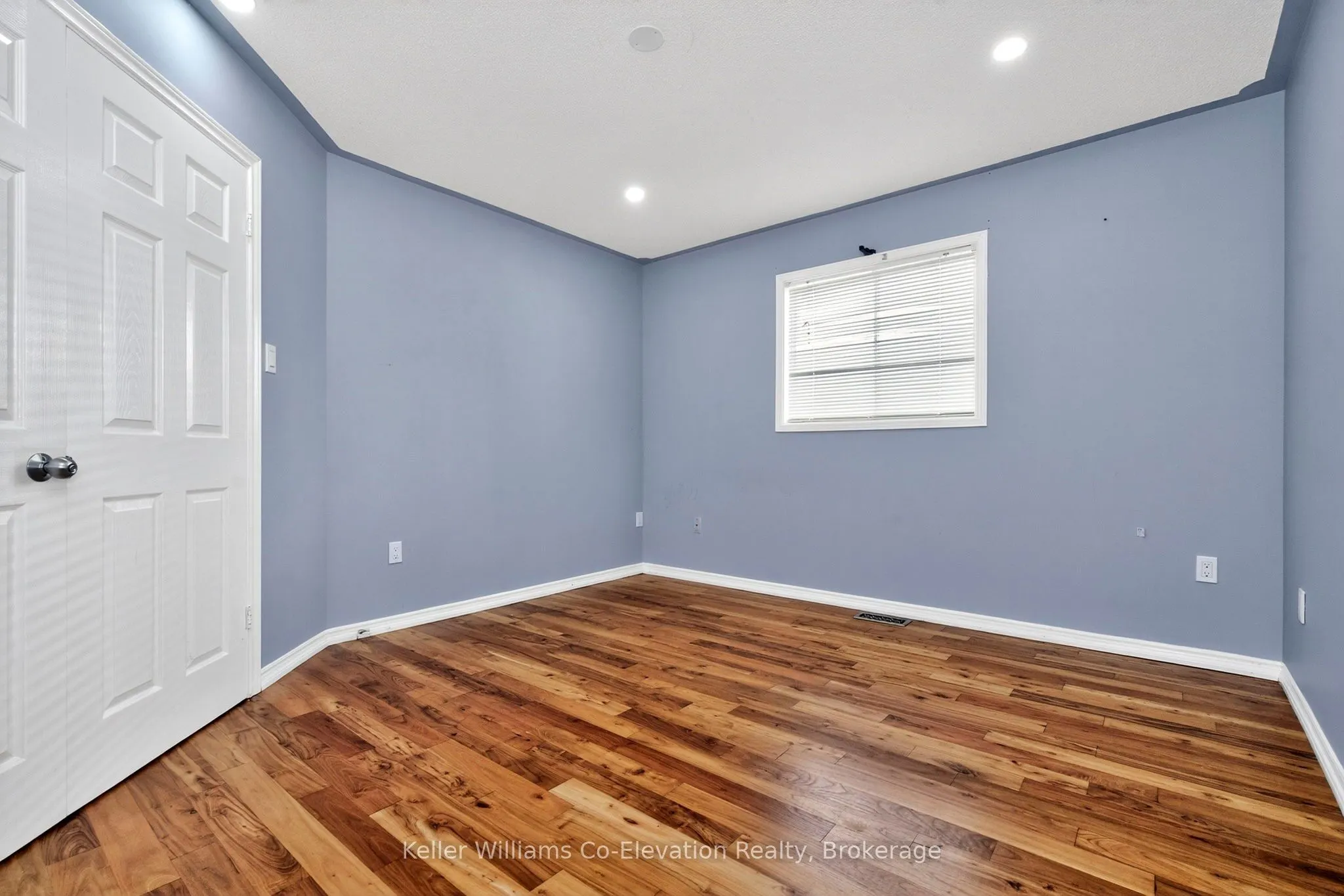 8 Bridle Road